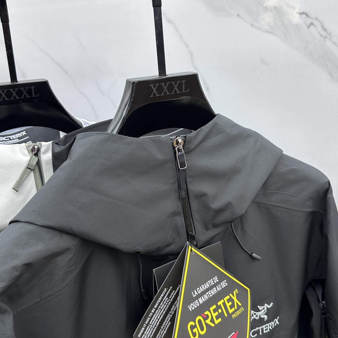 ￼  🆕ARCTERYX *始祖鸟𓅛

A𝗥𝗖𝗧𝗘𝗥𝗬𝗫 𝗕𝗮𝘁𝗲 𝗟𝘁 𝗝𝗮𝗰𝗸𝗲𝘁 硬壳防水系列 
