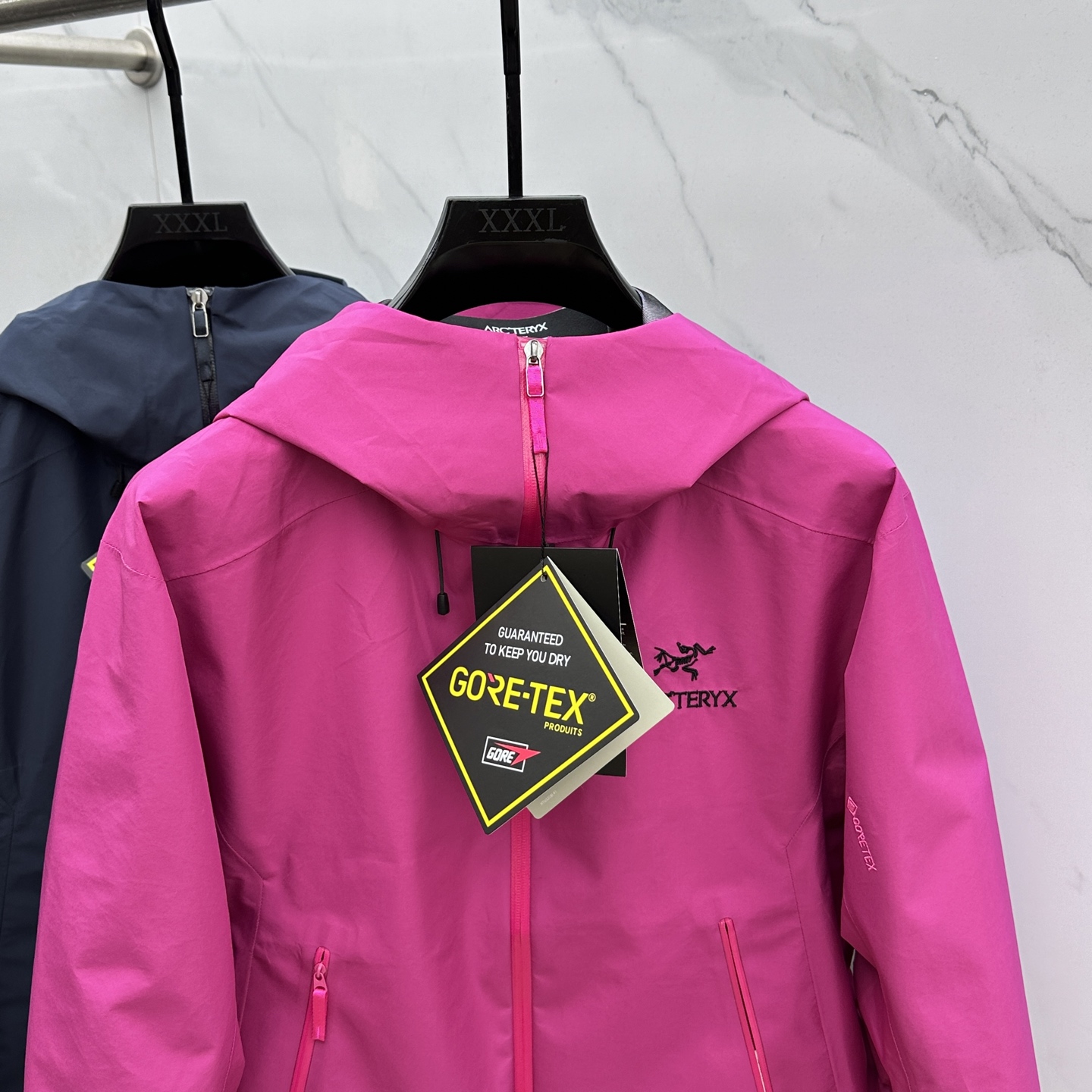 🆕ARCTERYX *始祖鸟𓅛A𝗥𝗖𝗧𝗘𝗥𝗬𝗫 𝗕𝗮𝘁𝗲 𝗟𝘁 𝗝𝗮𝗰𝗸𝗲𝘁 硬壳防水系列 BRTA L