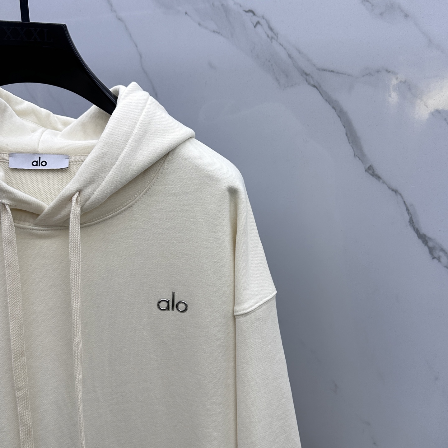 🆕alo 24FW早秋新款连帽卫衣，男女同款！独特吸引人的眼球，这一款卫衣品相品质都在线，舒适度，一如既