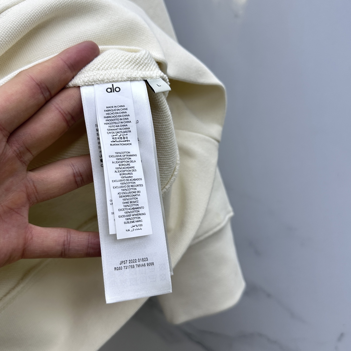 🆕alo 24FW早秋新款连帽卫衣，男女同款！独特吸引人的眼球，这一款卫衣品相品质都在线，舒适度，一如既