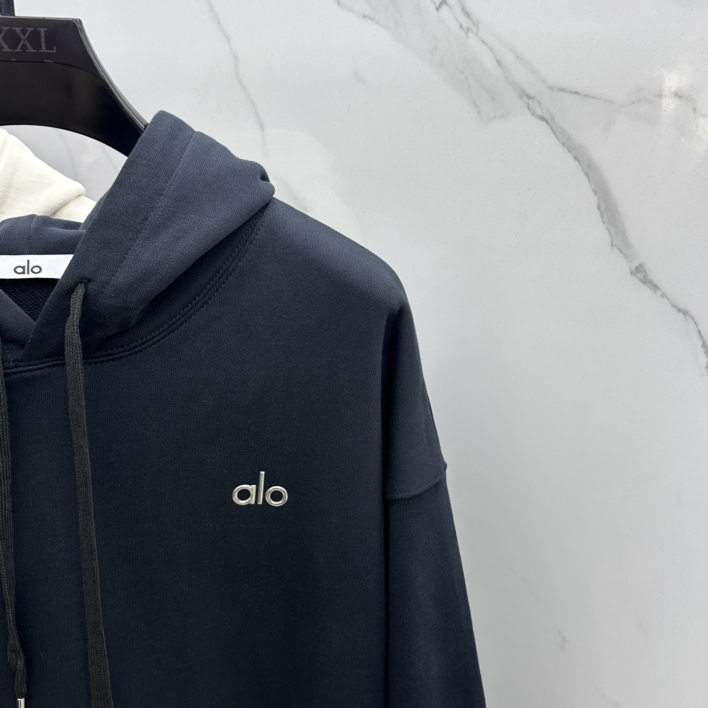 🆕alo 24FW早秋新款连帽卫衣，男女同款！独特吸引人的眼球，这一款卫衣品相品质都在线，舒适度，一如既