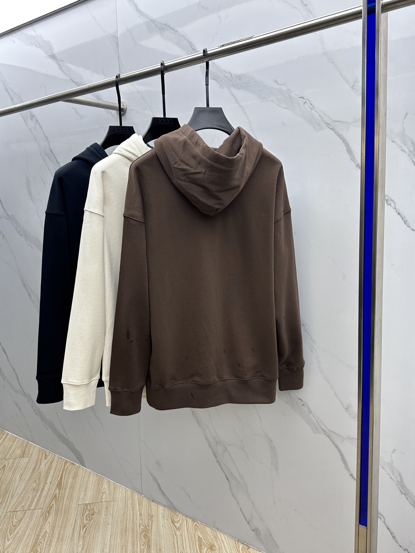 🆕alo 24FW早秋新款连帽卫衣，男女同款！独特吸引人的眼球，这一款卫衣品相品质都在线，舒适度，一如既