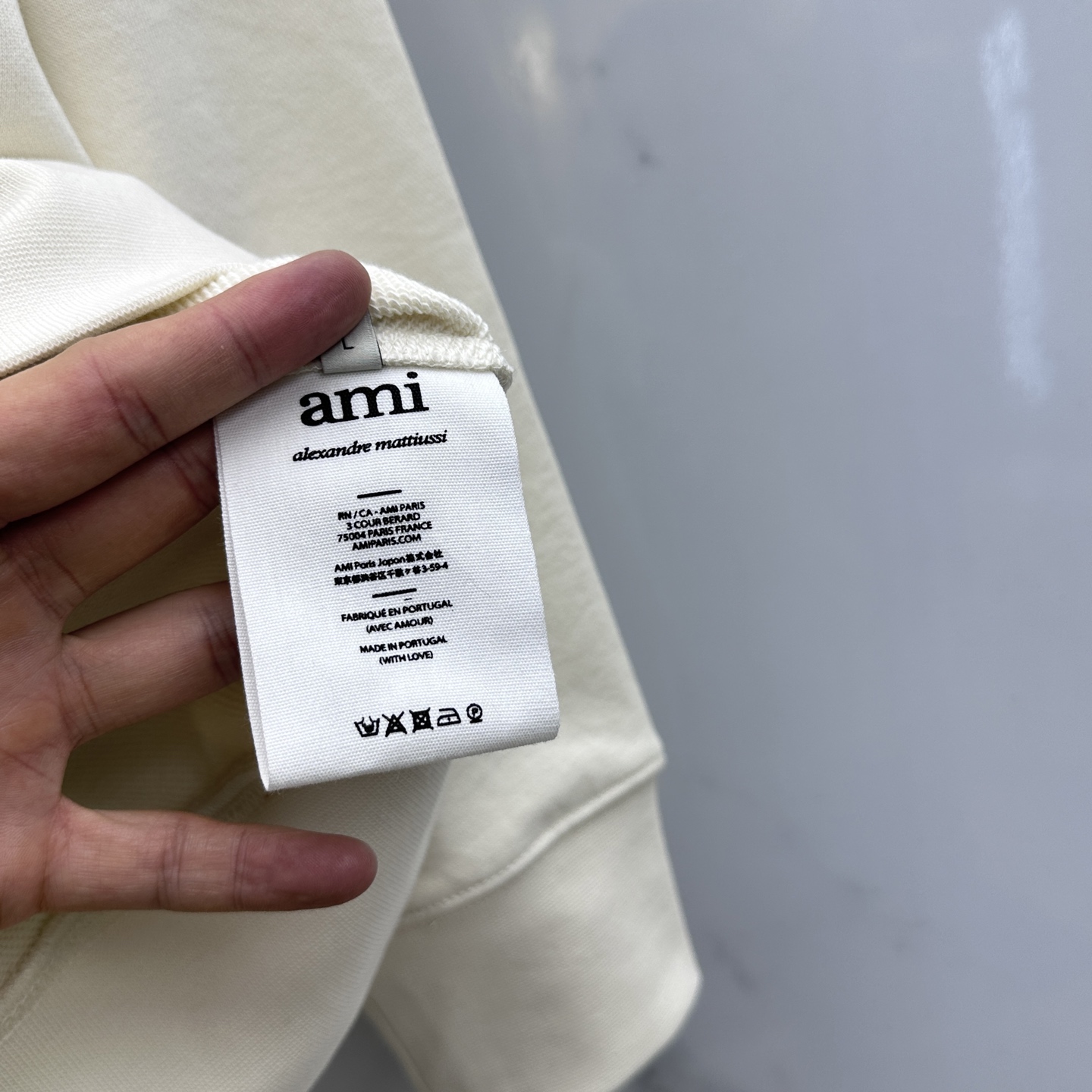 🆕AMI 24FW早秋新款连帽卫衣，男女同款！独特吸引人的眼球，这一款卫衣品相品质都在线，舒适度，一如既