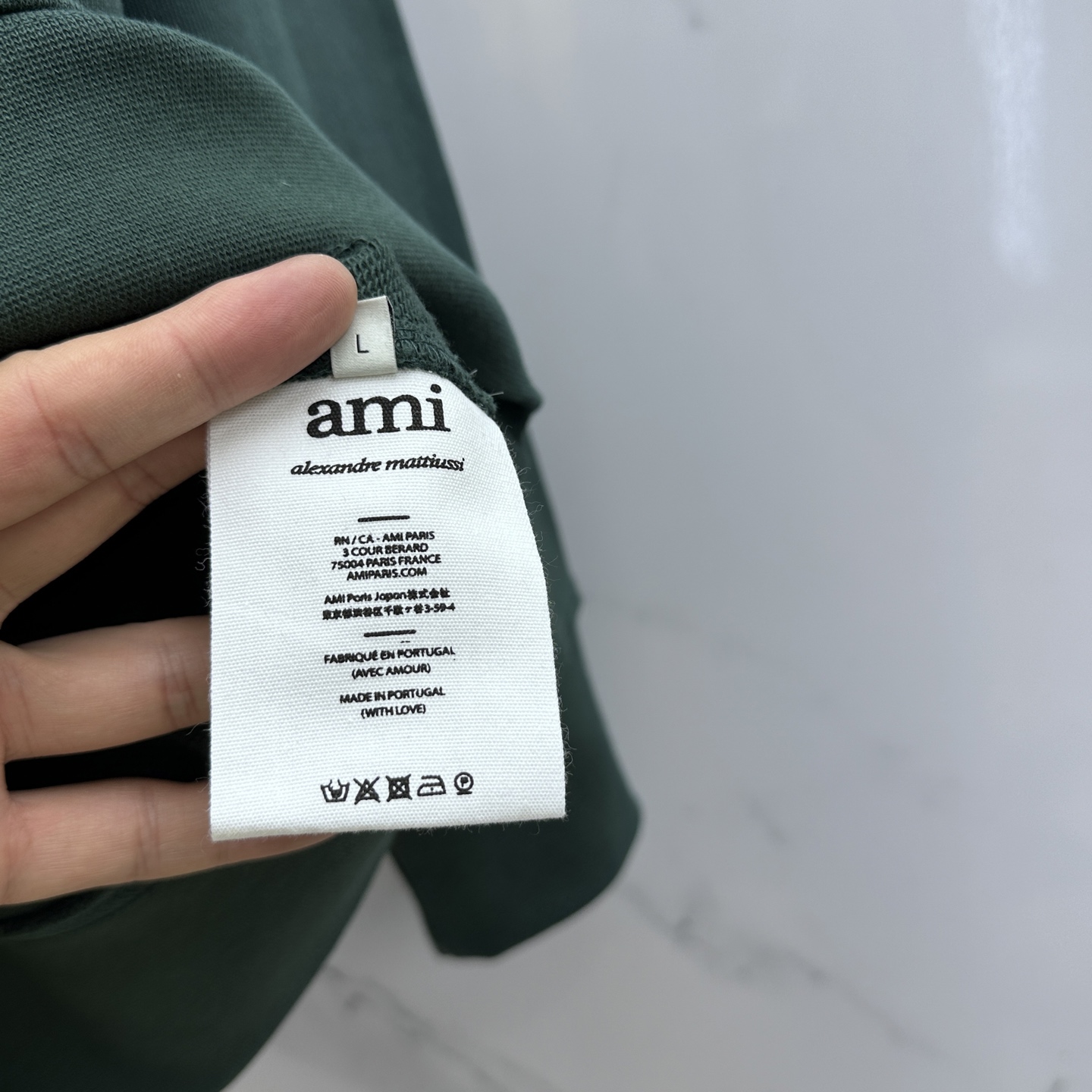 🆕AMI 24FW早秋新款连帽卫衣，男女同款！独特吸引人的眼球，这一款卫衣品相品质都在线，舒适度，一如既