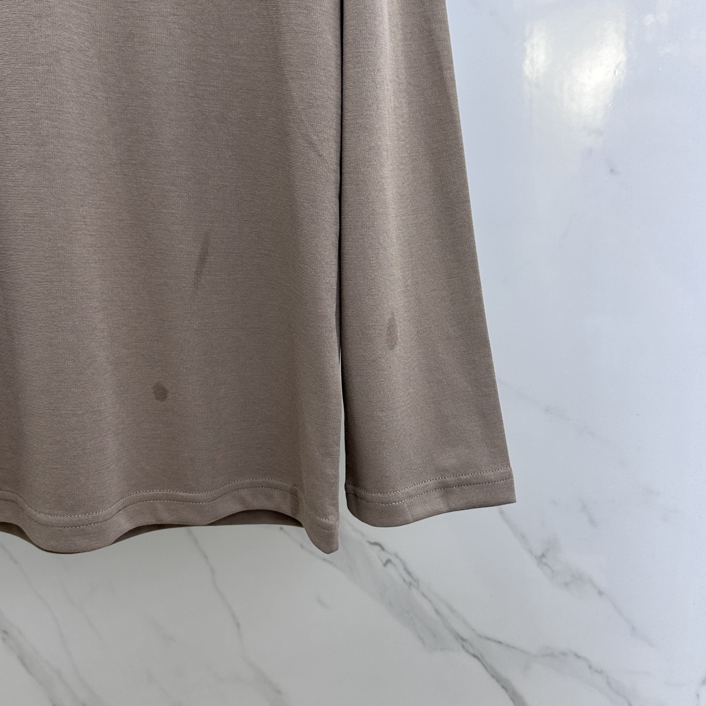 🆕ARCTERY*始祖鸟 2025SS秋季新款棉质长袖 T 恤，以当季色调传递典雅韵味，成就日常搭配佳选