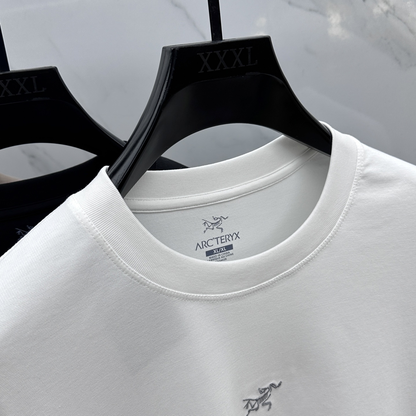 🆕ARCTERY*始祖鸟 2025SS秋季新款棉质长袖 T 恤，以当季色调传递典雅韵味，成就日常搭配佳选