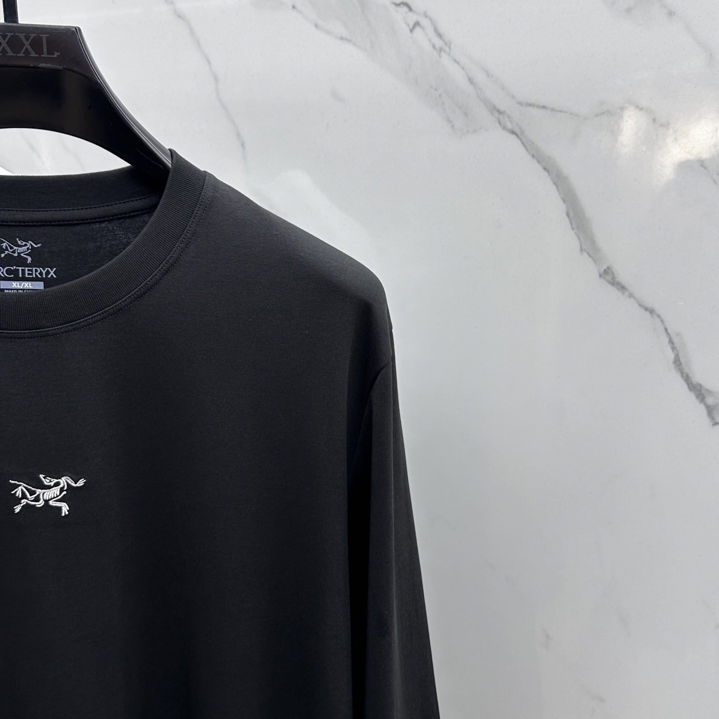 🆕ARCTERY*始祖鸟 2025SS秋季新款棉质长袖 T 恤，以当季色调传递典雅韵味，成就日常搭配佳选