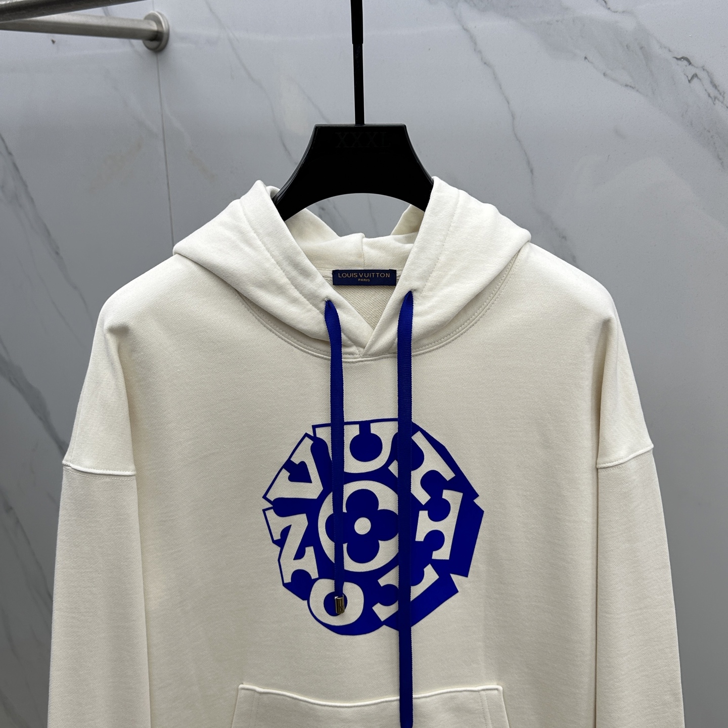 🆕1V*路易威登 24FW早秋新款连帽卫衣，男女同款！独特吸引人的眼球，这一款卫衣品相品质都在线，舒适度