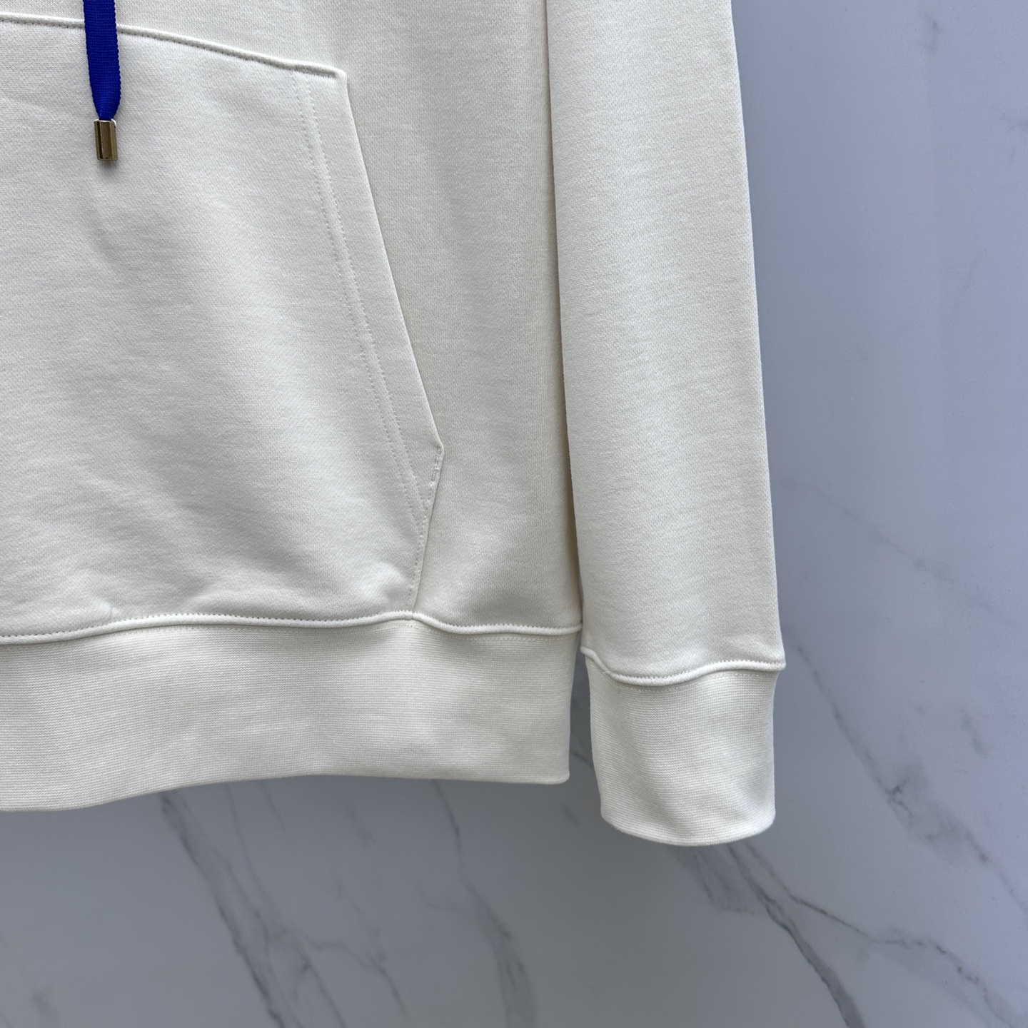 🆕1V*路易威登 24FW早秋新款连帽卫衣，男女同款！独特吸引人的眼球，这一款卫衣品相品质都在线，舒适度