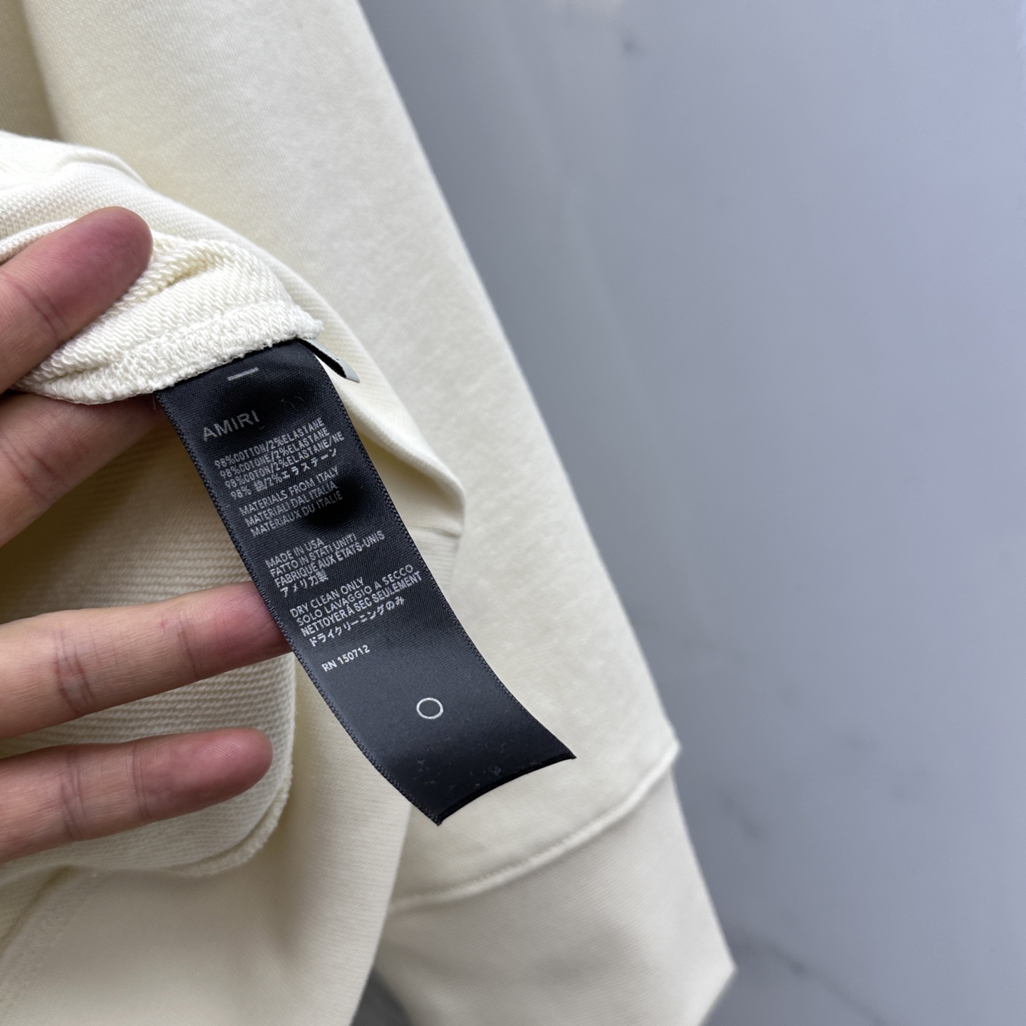 🆕ARIMI 24FW早秋新款连帽卫衣，男女同款！独特吸引人的眼球，这一款卫衣品相品质都在线，舒适度，一