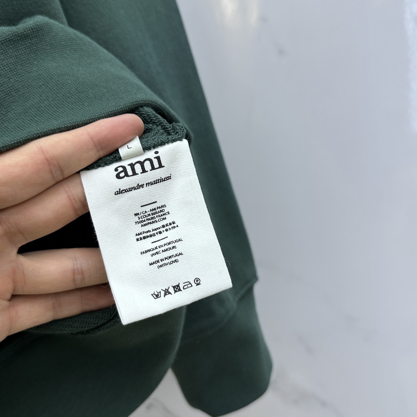 🆕AMI 24FW早秋新款连帽卫衣，男女同款！独特吸引人的眼球，这一款卫衣品相品质都在线，舒适度，一如既