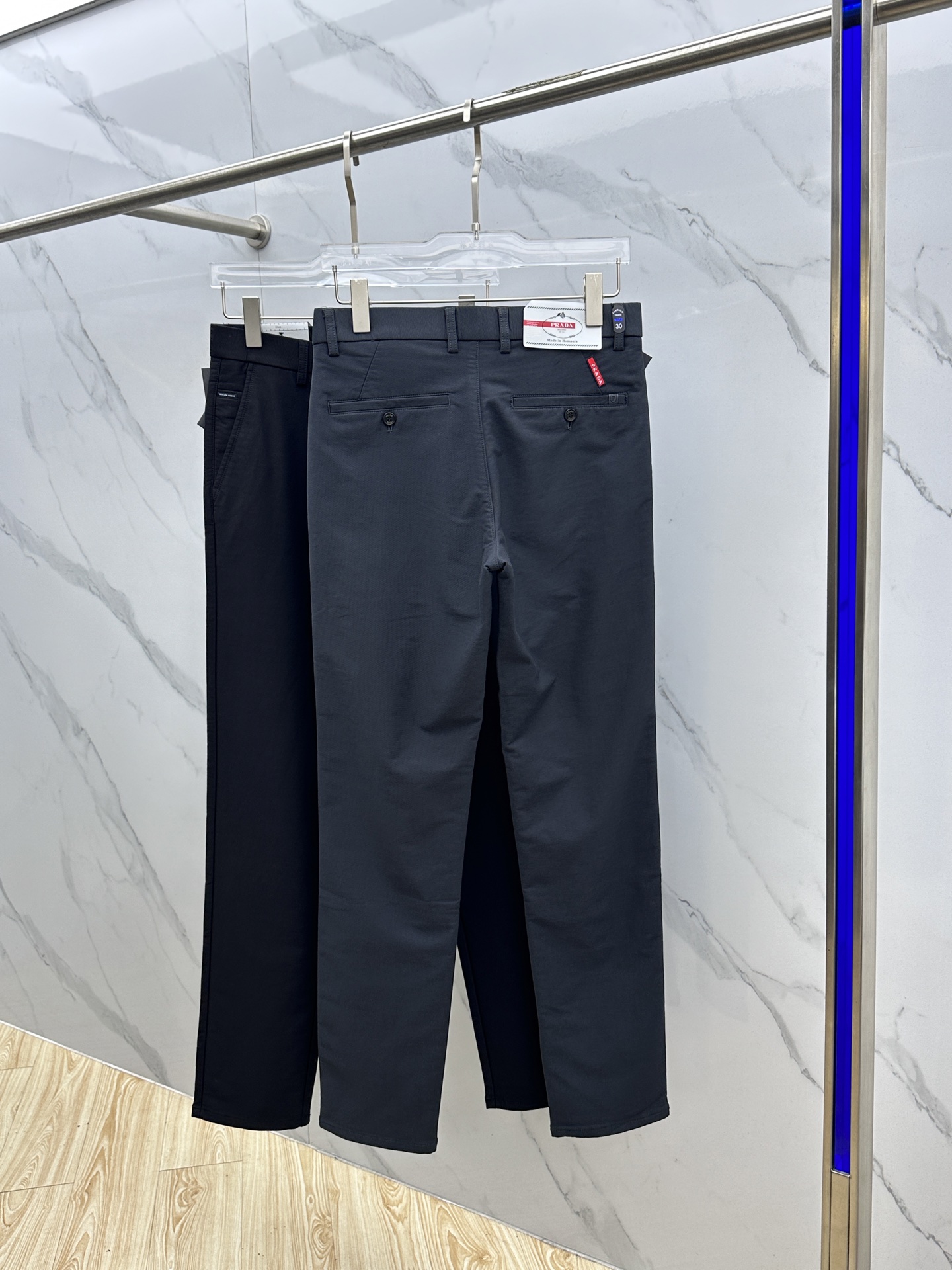 🆕Prad*普拉达 2025早秋新品休闲裤西裤，官网同步发售，裤身工艺设计，进口客供辅料、面料定制，代工