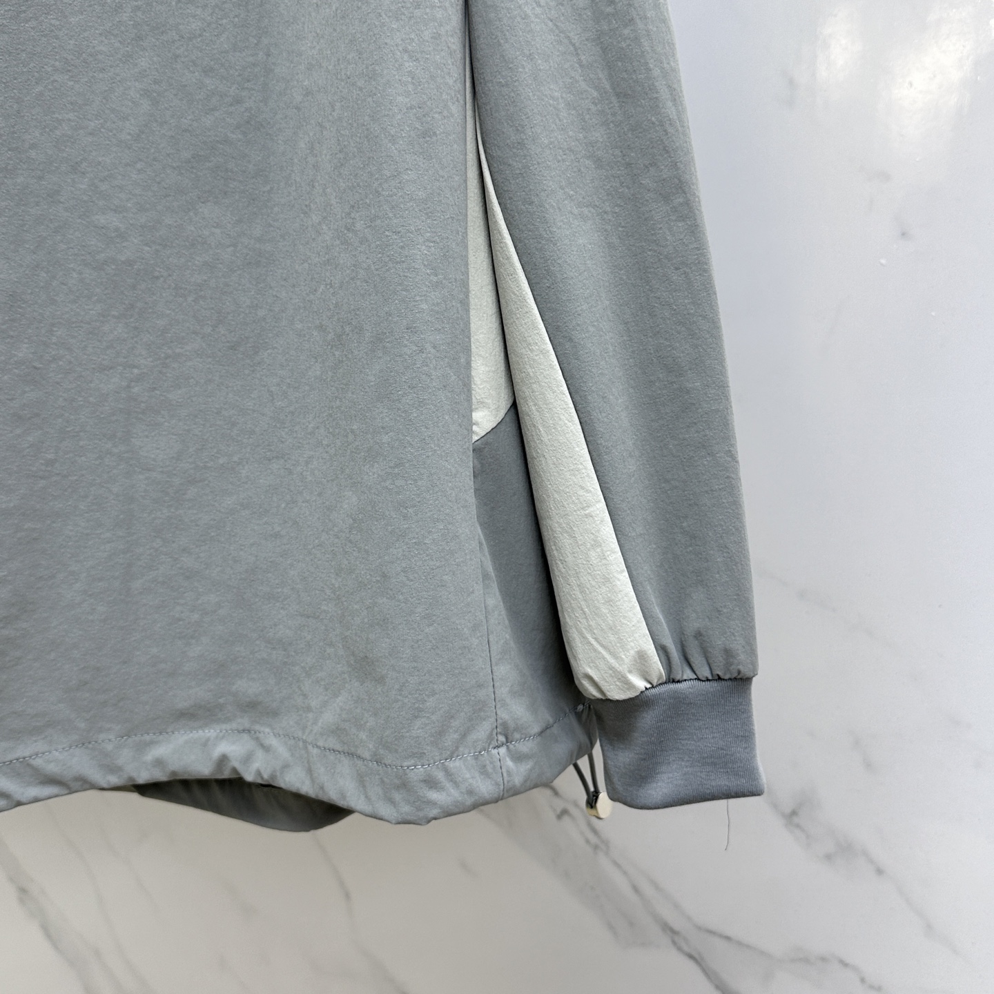 🆕DESCENTE迪桑特 2025SS秋季新款户外速干长袖 T 恤，轻量特训综速干衣，环保科技面料。以当