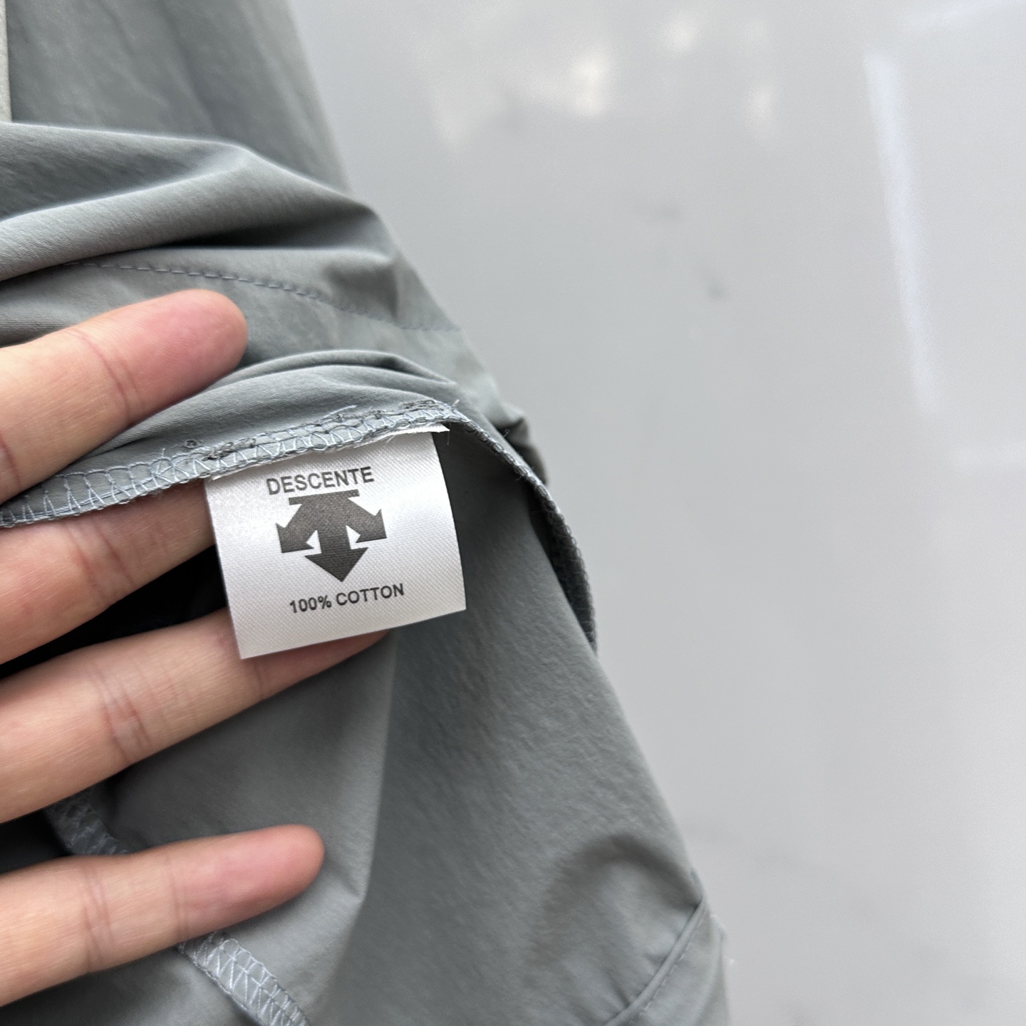 🆕DESCENTE迪桑特 2025SS秋季新款户外速干长袖 T 恤，轻量特训综速干衣，环保科技面料。以当