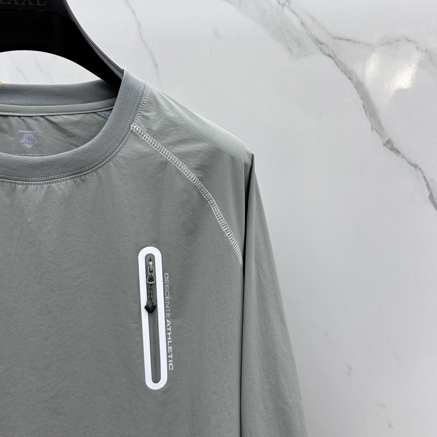 🆕DESCENTE迪桑特 2025SS秋季新款户外速干长袖 T 恤，轻量特训综速干衣，环保科技面料。以当