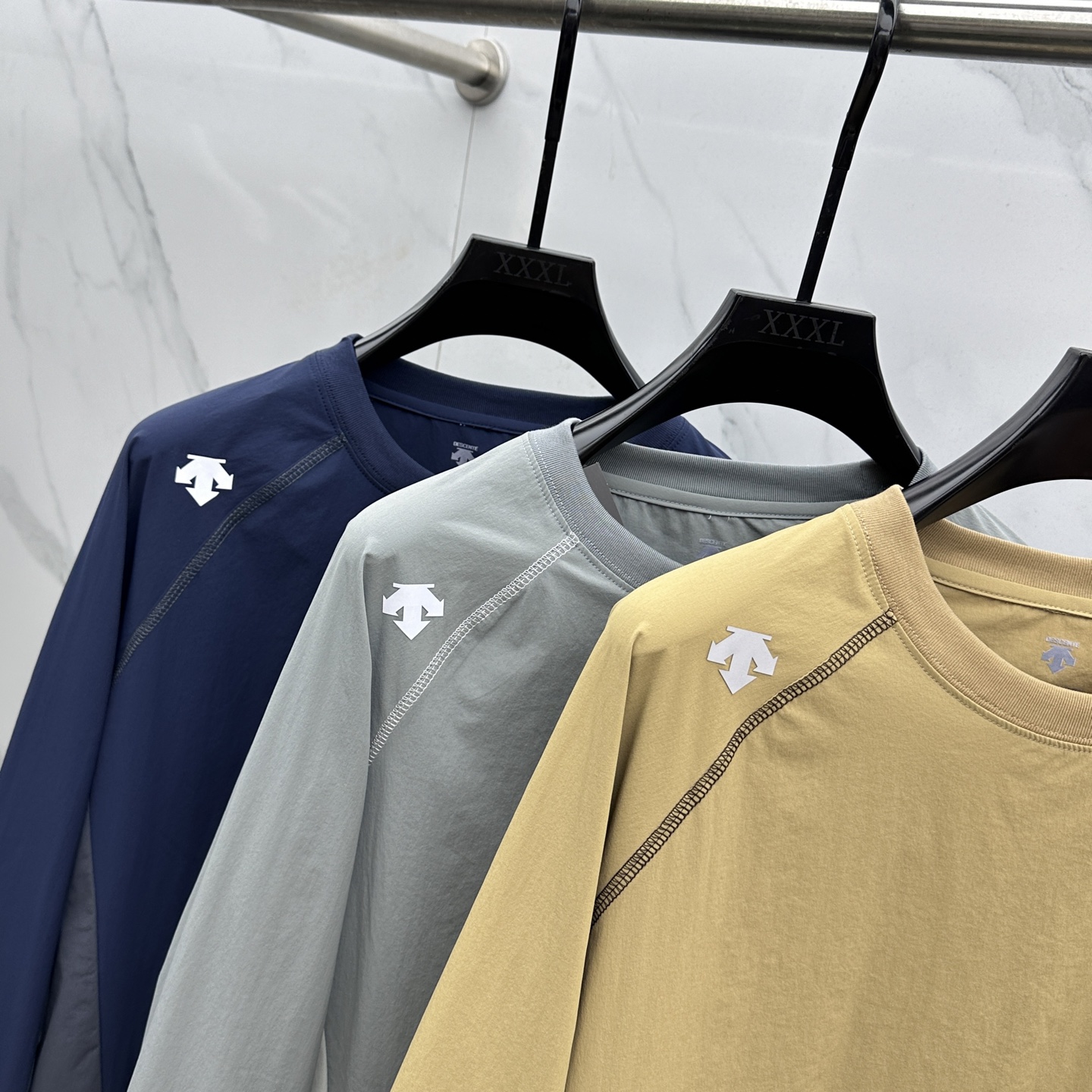 🆕DESCENTE迪桑特 2025SS秋季新款户外速干长袖 T 恤，轻量特训综速干衣，环保科技面料。以当