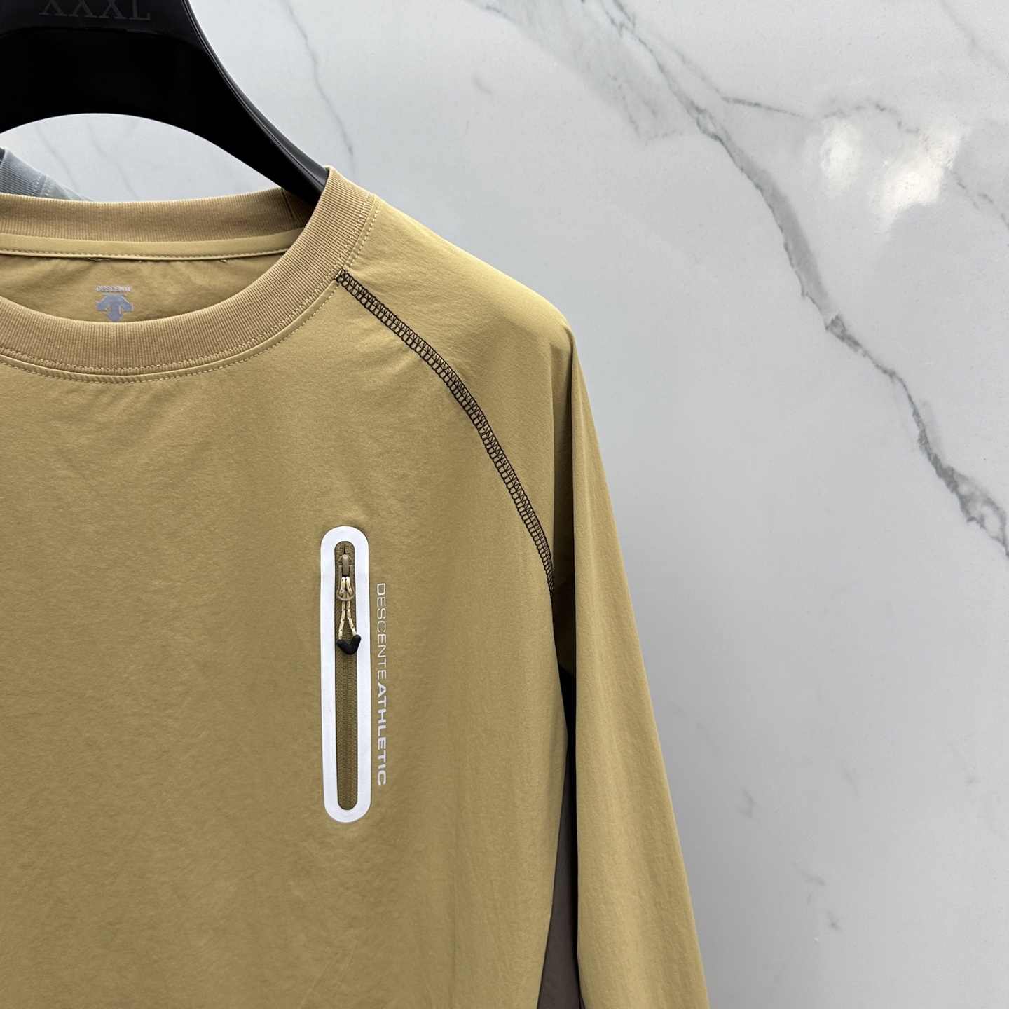 🆕DESCENTE迪桑特 2025SS秋季新款户外速干长袖 T 恤，轻量特训综速干衣，环保科技面料。以当