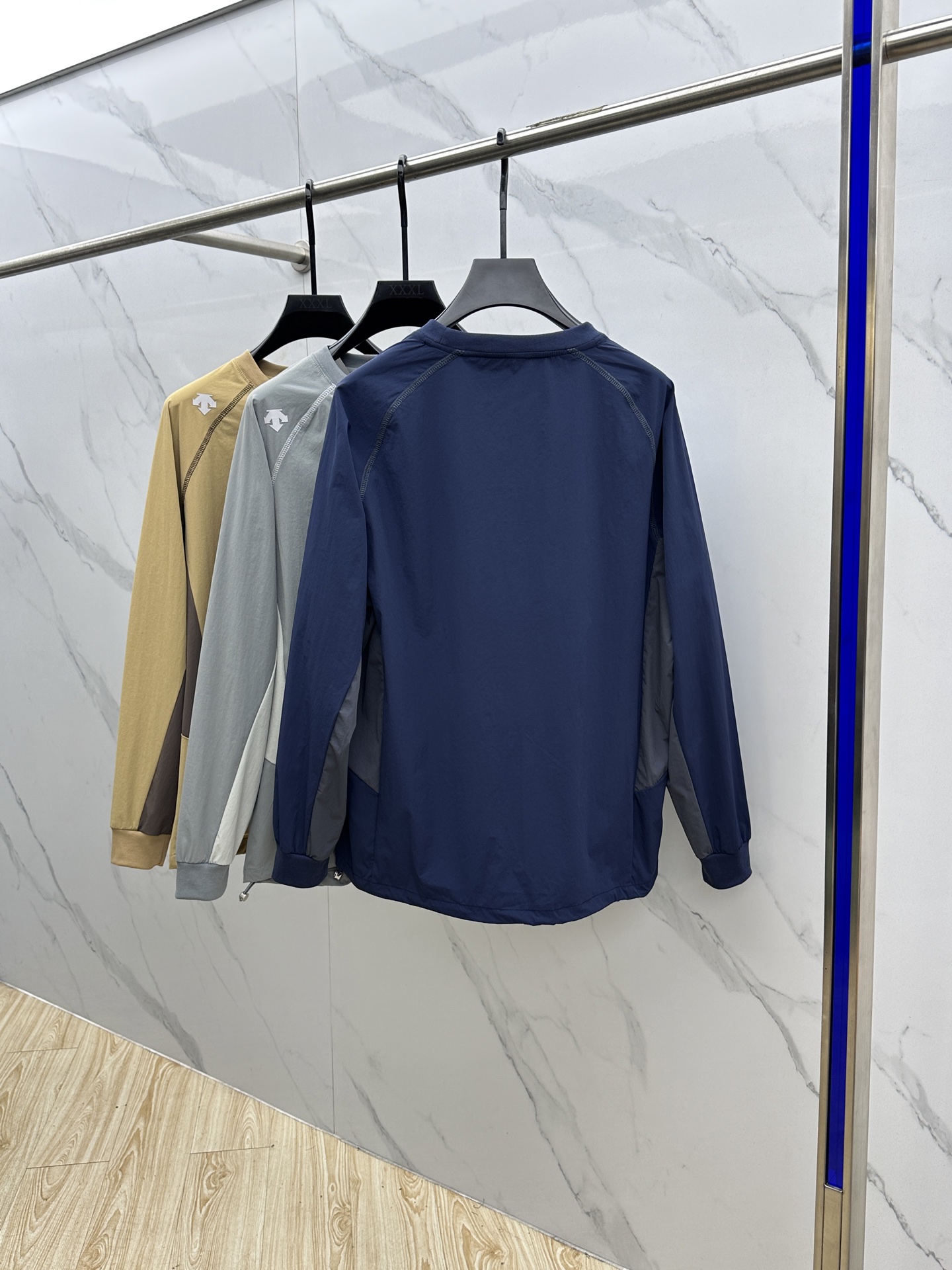 🆕DESCENTE迪桑特 2025SS秋季新款户外速干长袖 T 恤，轻量特训综速干衣，环保科技面料。以当