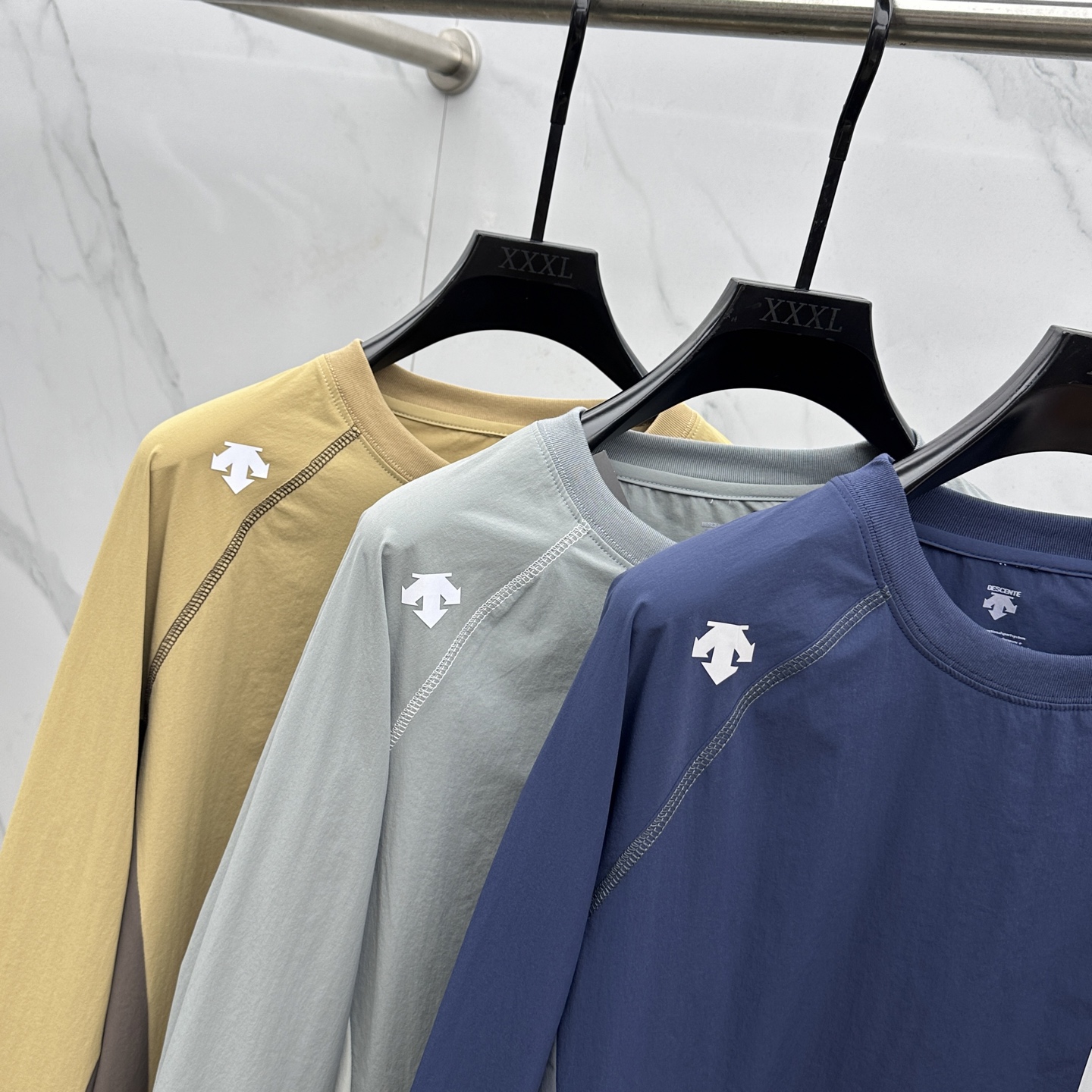 🆕DESCENTE迪桑特 2025SS秋季新款户外速干长袖 T 恤，轻量特训综速干衣，环保科技面料。以当