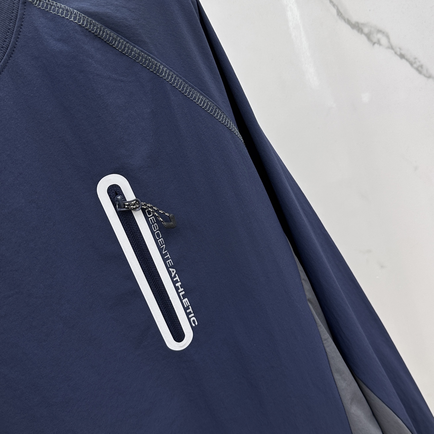 🆕DESCENTE迪桑特 2025SS秋季新款户外速干长袖 T 恤，轻量特训综速干衣，环保科技面料。以当