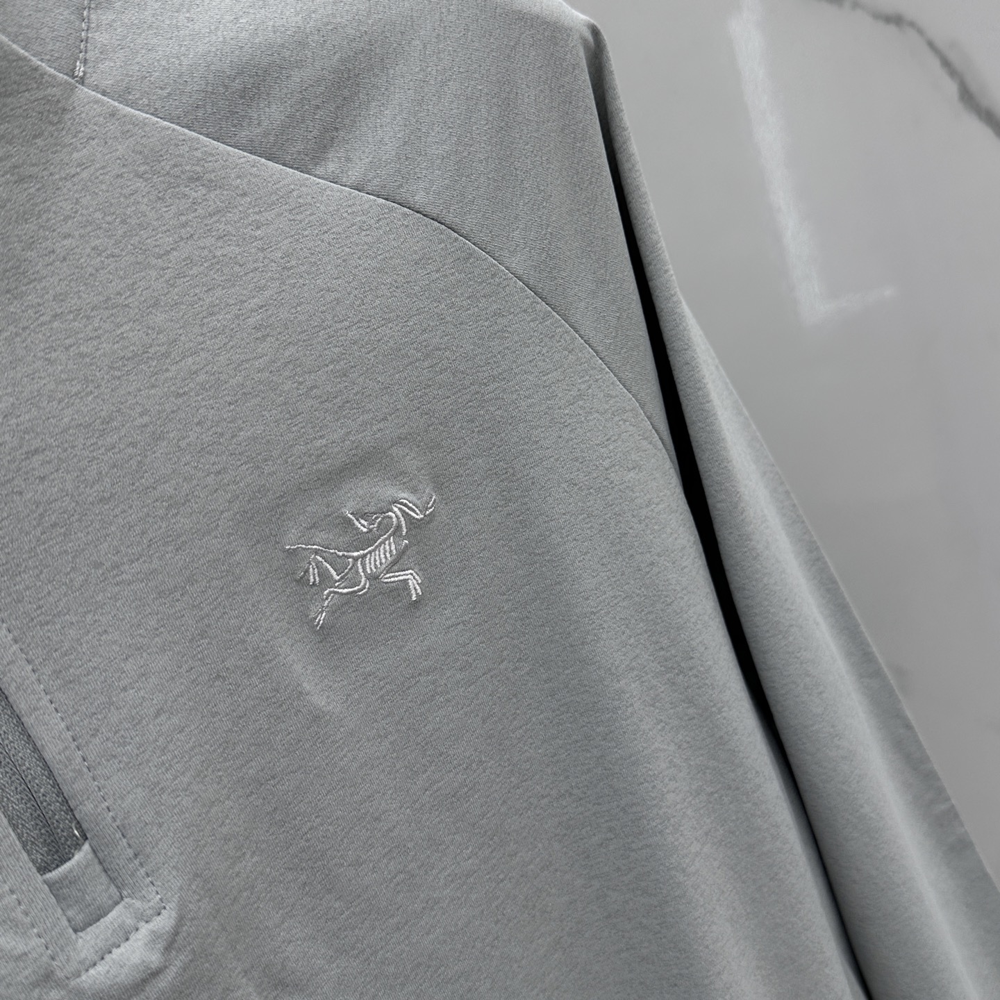 🆕ARCTERYX始祖鸟 2025SS秋季新款户外速干长袖 T 恤，轻量特训综速干衣，环保科技面料。以当