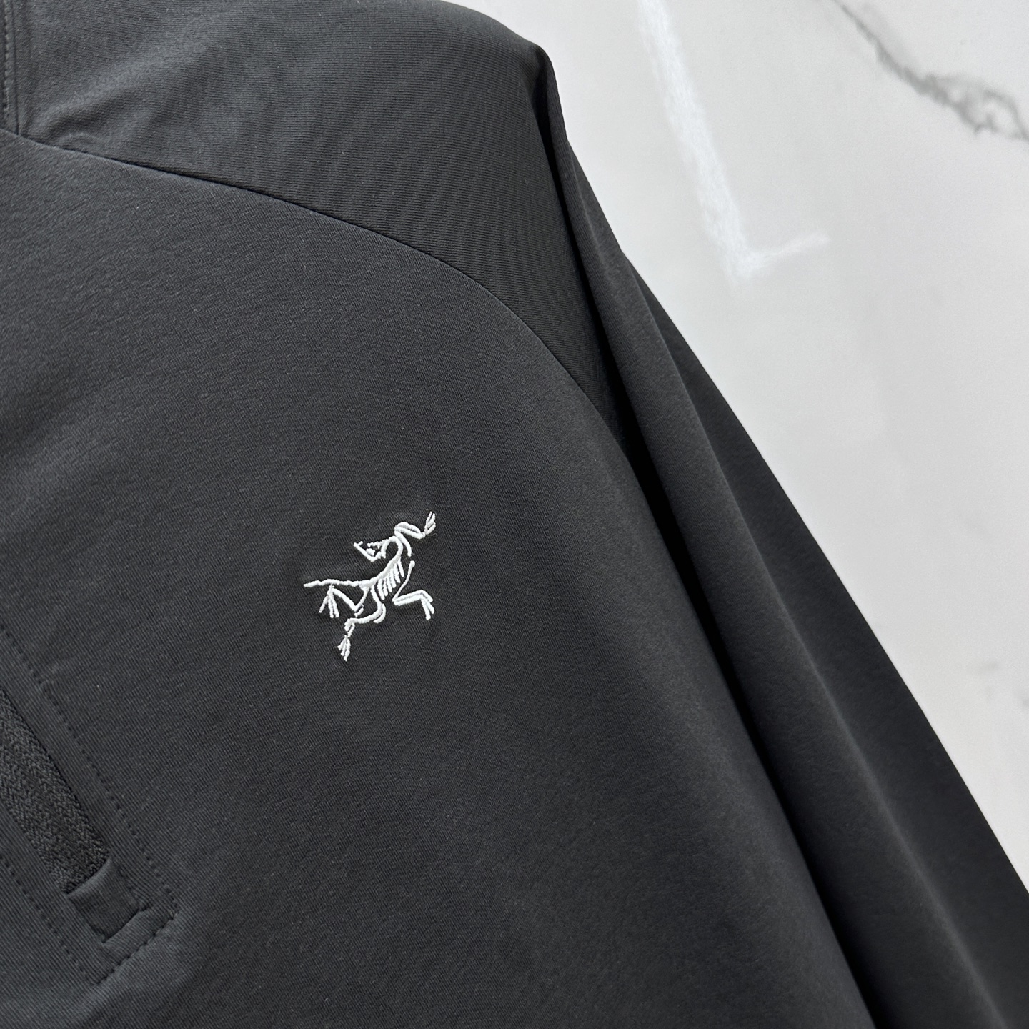 🆕ARCTERYX始祖鸟 2025SS秋季新款户外速干长袖 T 恤，轻量特训综速干衣，环保科技面料。以当