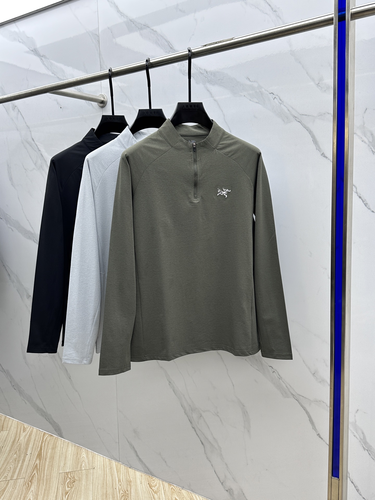 NO:548748,ARCTERYX Archaeopteryx 2025SS autumn new outdoor quick-drying long-sleeved T-shirt, lightweight special training comprehensive quick-drying clothes, environmentally friendly technological fabrics. It conveys elegant charm with seasonal tones, making it a good choice for daily matching. The logo on the chest implicitly marks the brand identity, fine workmanship, fashionable and atmospheric, comfortable skin, and complete three-marks xh size S-XXL, arc'teryx, alexander wang19860909ARCTERYX始祖鸟 2025SS秋季新款户外速干长袖 T 恤,轻量特训综速干衣,环保科技面料.以当季色调传递典雅韵味,成就日常搭配佳选.胸前logo标识含蓄标注品牌身份,做工精细、时尚大气、贴肤舒适,三标齐全xh 尺码S-XXL,arc'teryx,alexander wang,Men's clothing