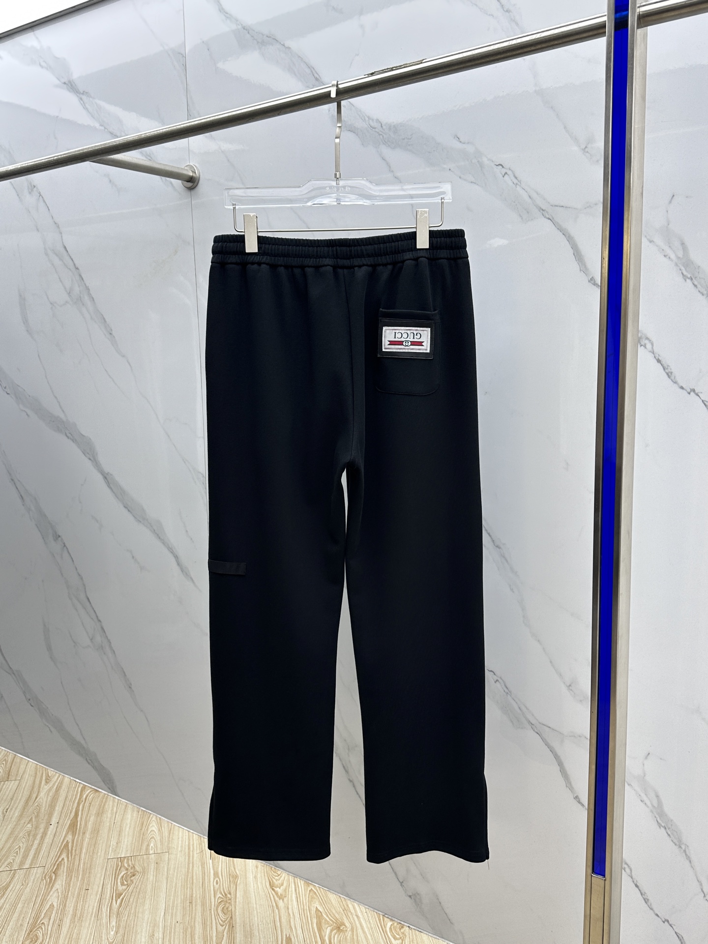 🆕Gucci古驰 2025秋冬新款休闲裤 立体刺绣定位LOGO 高端版本，定制面料 透气舒适度高，细节无