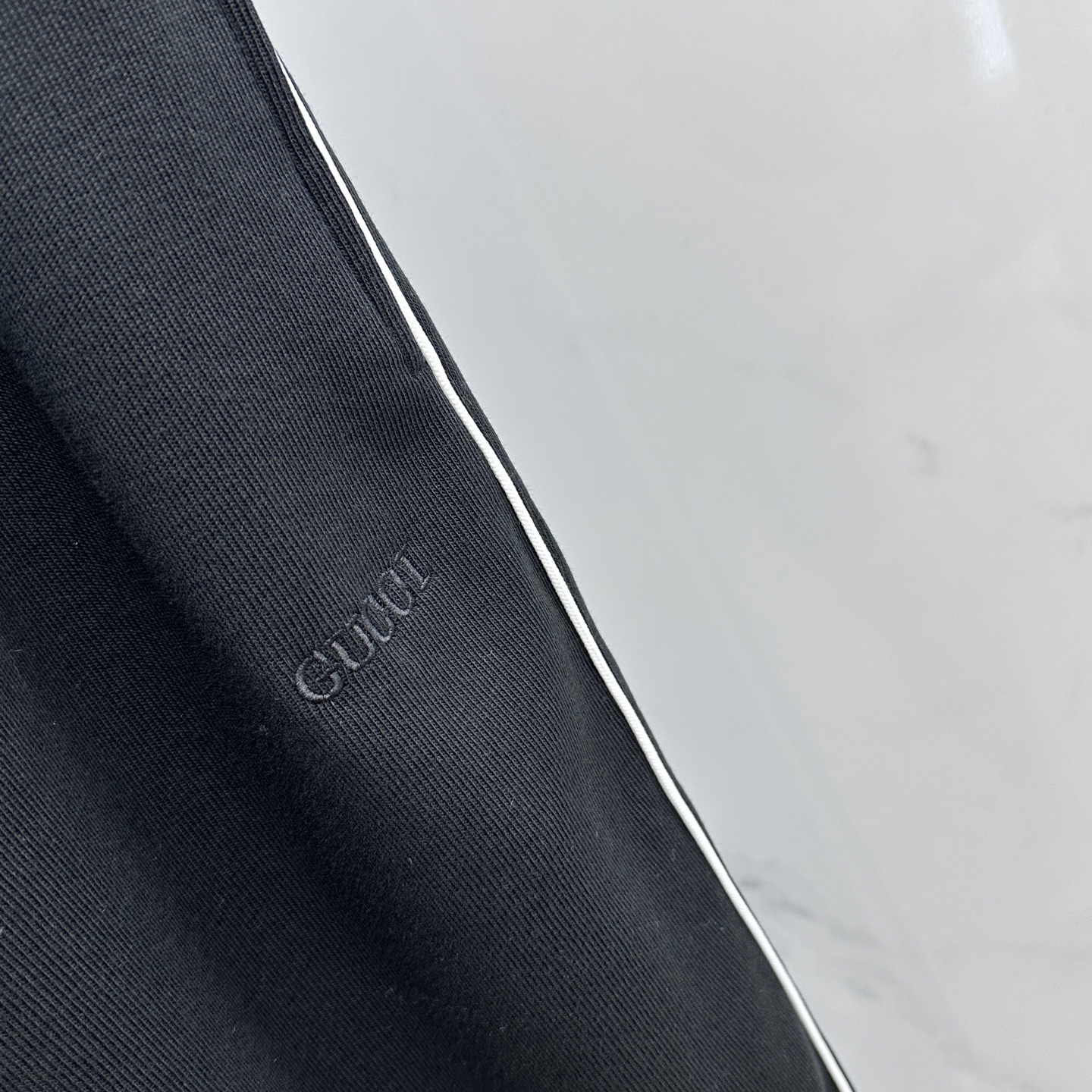 🆕Gucci古驰 2025秋冬新款休闲裤 立体刺绣定位LOGO 高端版本，定制面料 透气舒适度高，细节无