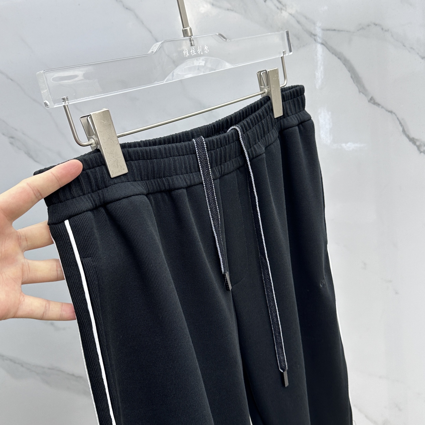 🆕Gucci古驰 2025秋冬新款休闲裤 立体刺绣定位LOGO 高端版本，定制面料 透气舒适度高，细节无