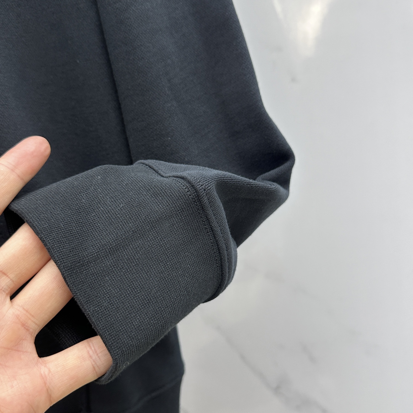 🆕AMI 24FW早秋新款连帽卫衣，男女同款！独特吸引人的眼球，这一款卫衣品相品质都在线，舒适度，一如既