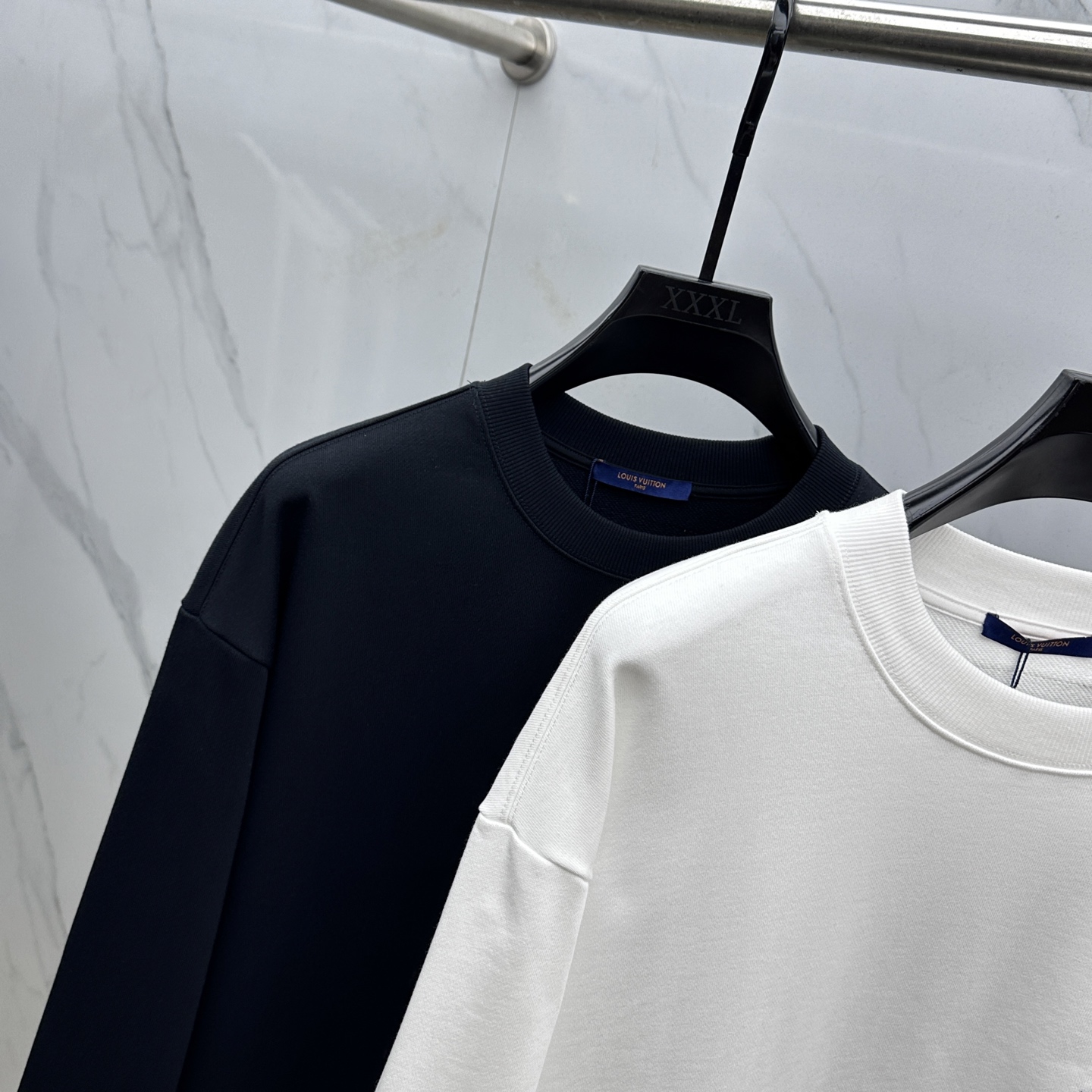 🆕1V*路易威登 前后幅乎剪烧花帖布磨烂刺绣🪡‼️圆领卫衣*定织定染420g毛毛圈全棉面料制成，面料手感