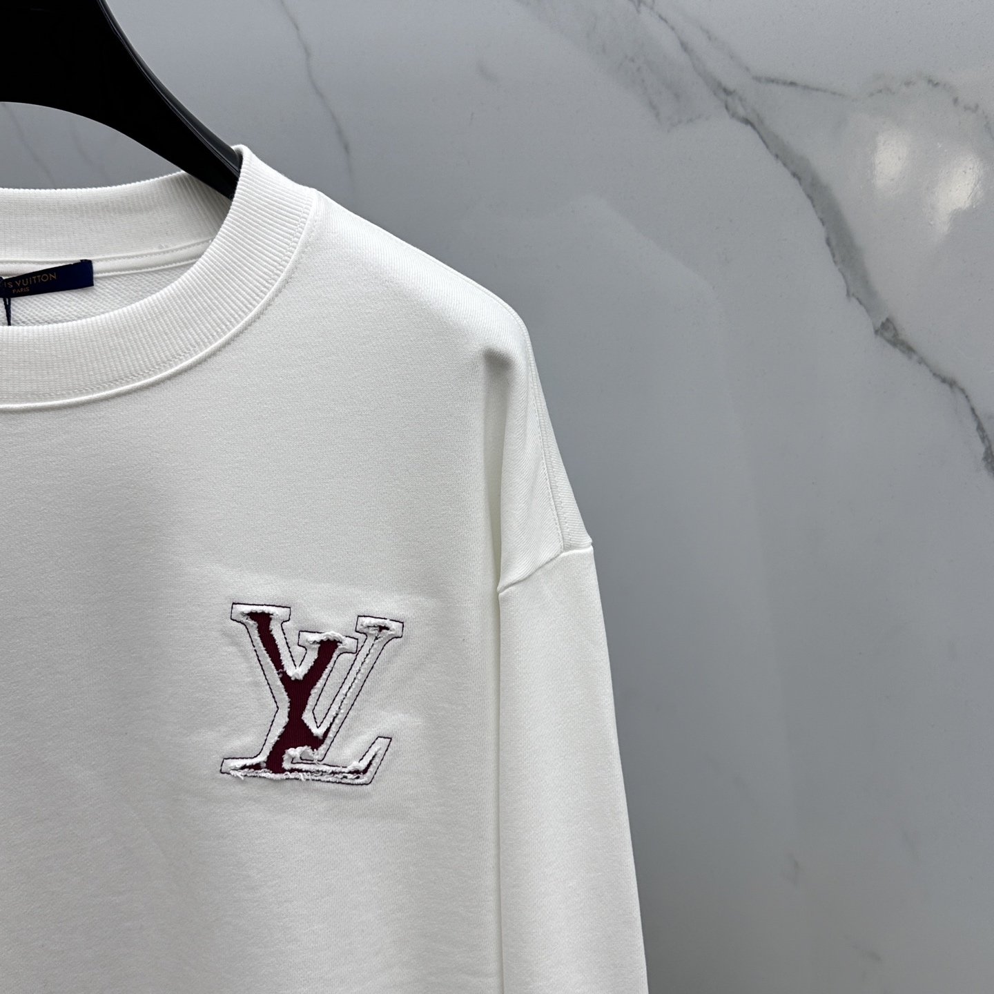 🆕1V*路易威登 前后幅乎剪烧花帖布磨烂刺绣🪡‼️圆领卫衣*定织定染420g毛毛圈全棉面料制成，面料手感