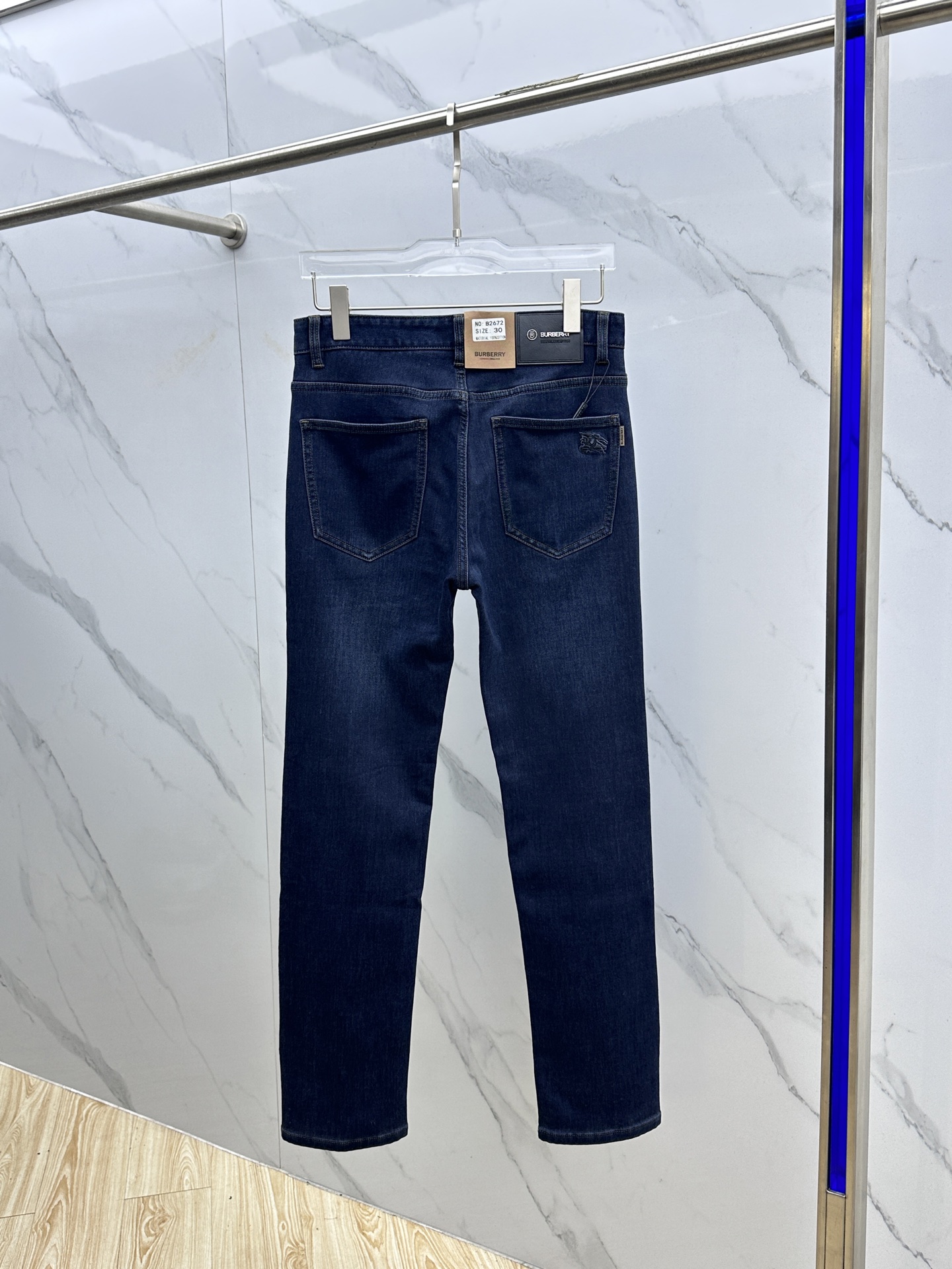 🆕Burberry巴宝莉 🔥高端定制、2025早秋最新款牛仔裤 柜台同步发售 原版定制复刻 客供五金辅料
