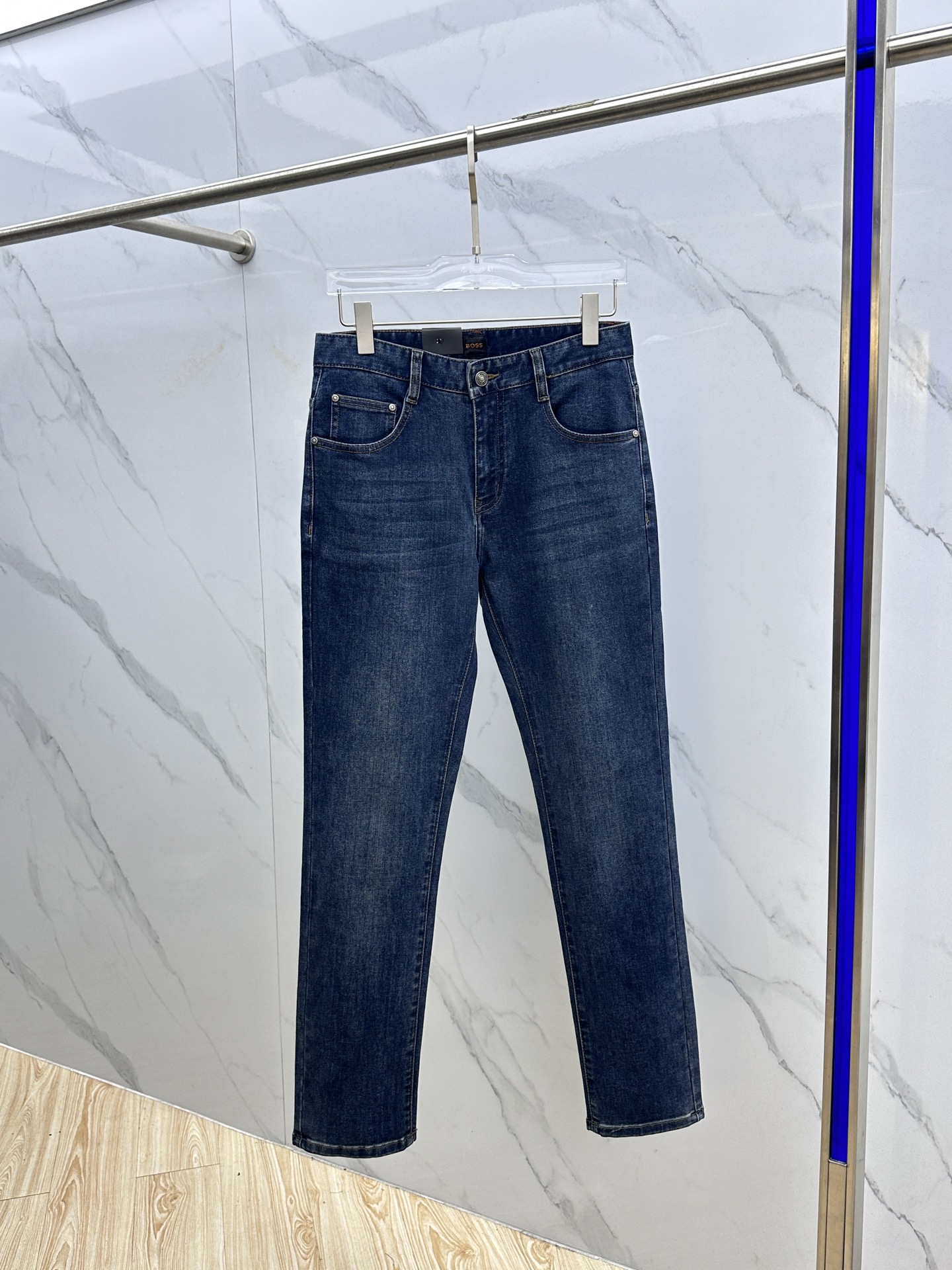 🆕BOSS 🔥高端定制、2025早秋最新款牛仔裤 柜台同步发售 原版定制复刻 客供五金辅料 原单品质 进