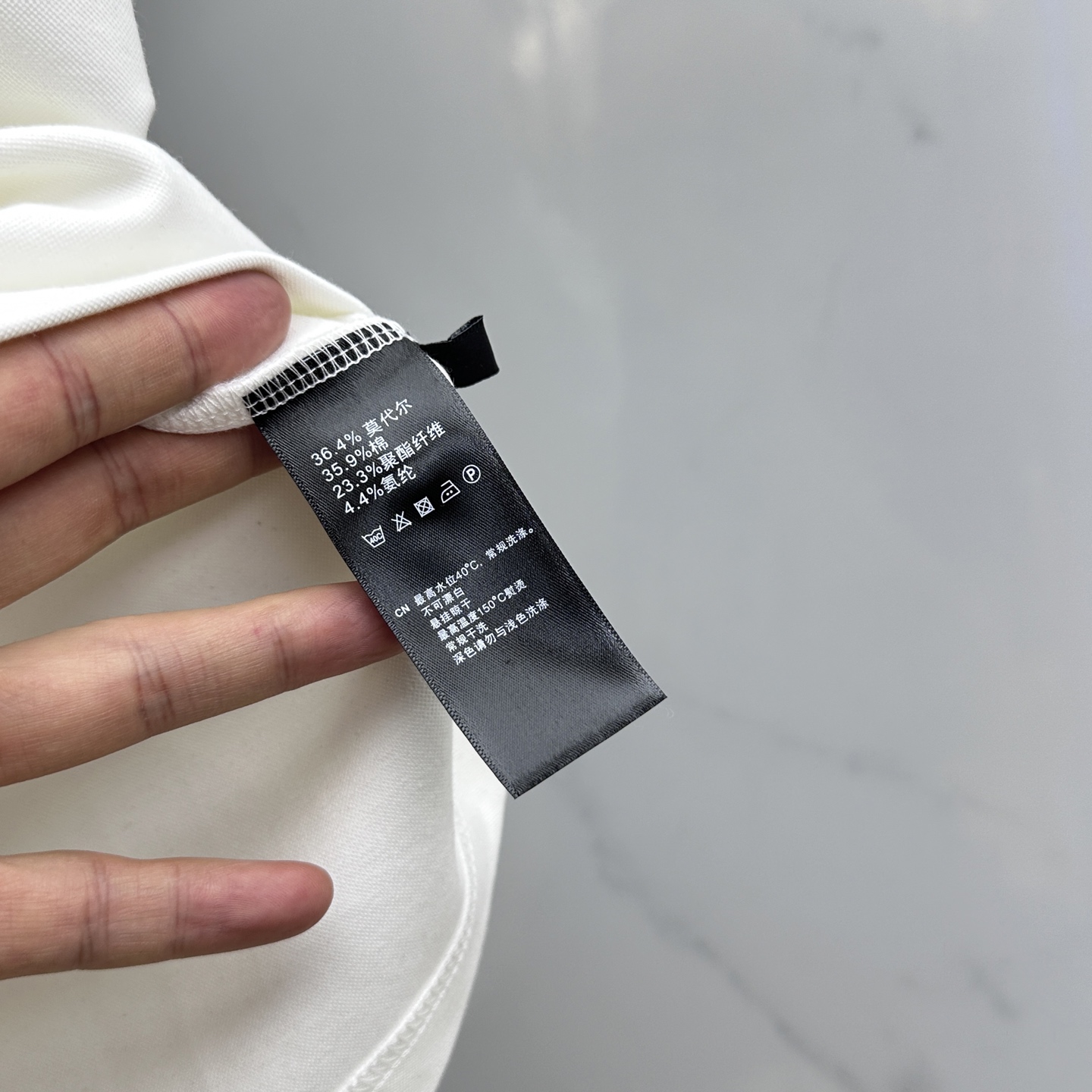 🆕ARCTERYX始祖鸟 2025SS秋季新款短袖打底T 恤，以当季色调传递典雅韵味，成就日常搭配佳选。