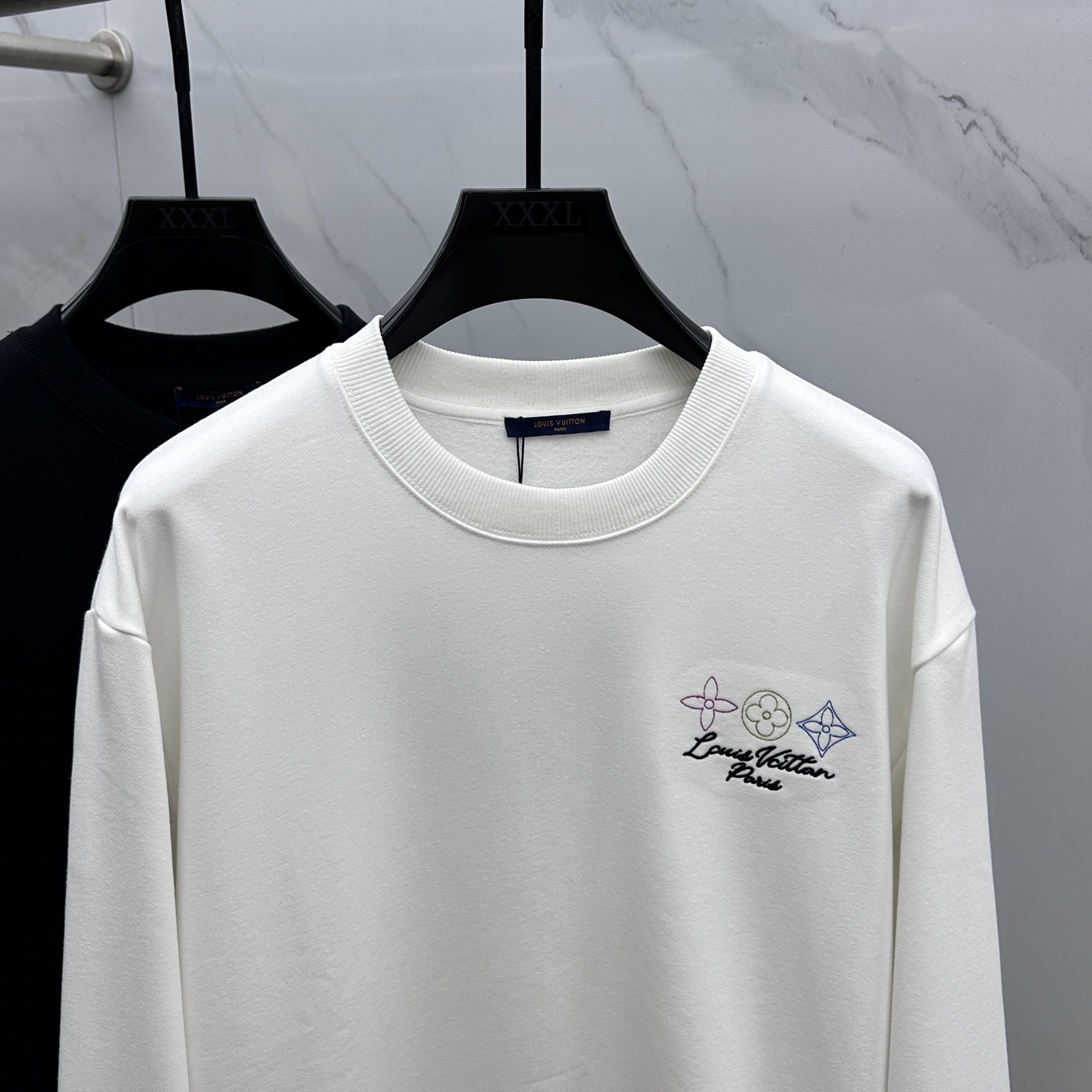 🆕1V*路易威登 2025Ss秋冬新款卫衣，精美工艺圆领款，特制纯棉400克面料升级水洗大毛圈、柔软贴身