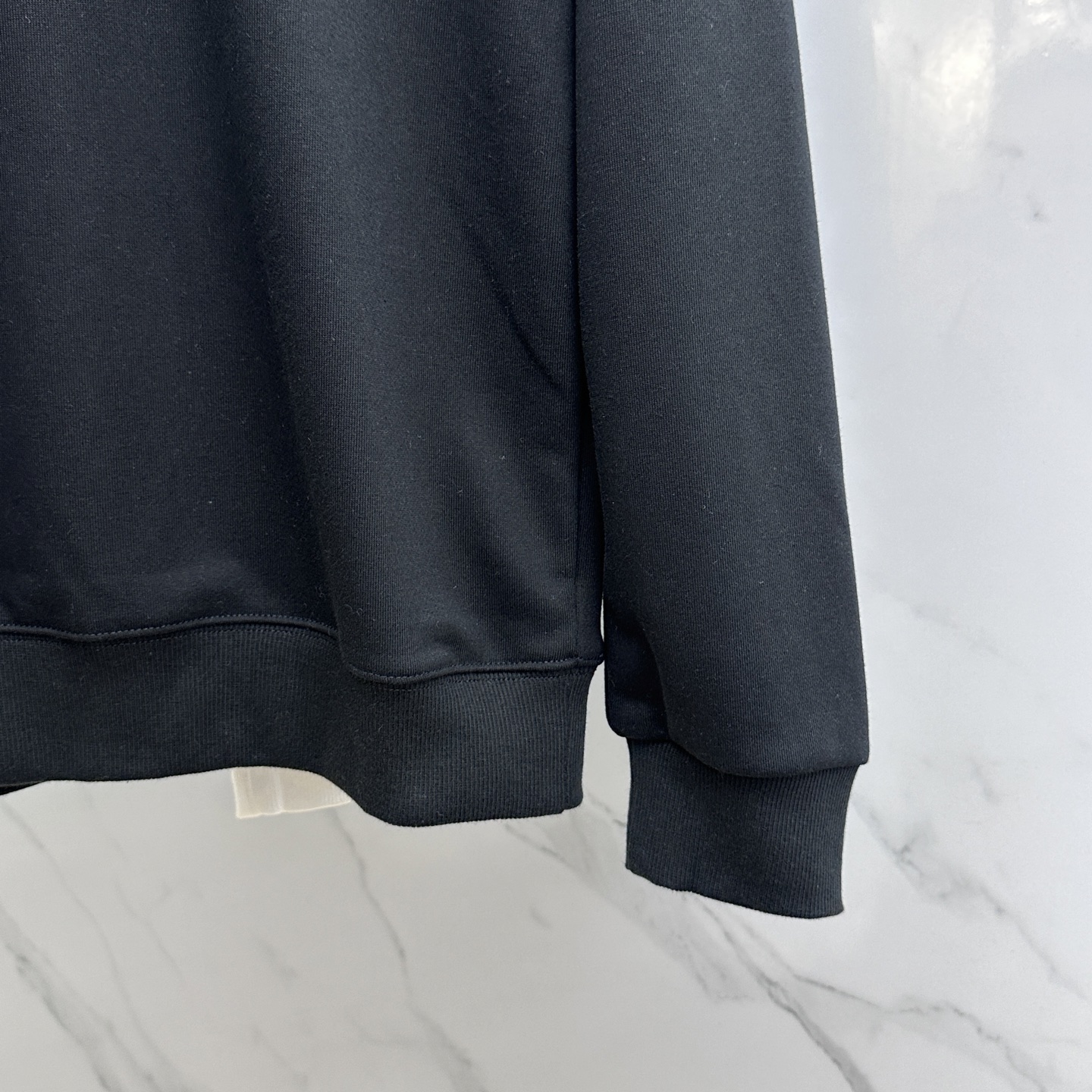 🆕1V*路易威登 2025Ss秋冬新款卫衣，精美工艺圆领款，特制纯棉400克面料升级水洗大毛圈、柔软贴身