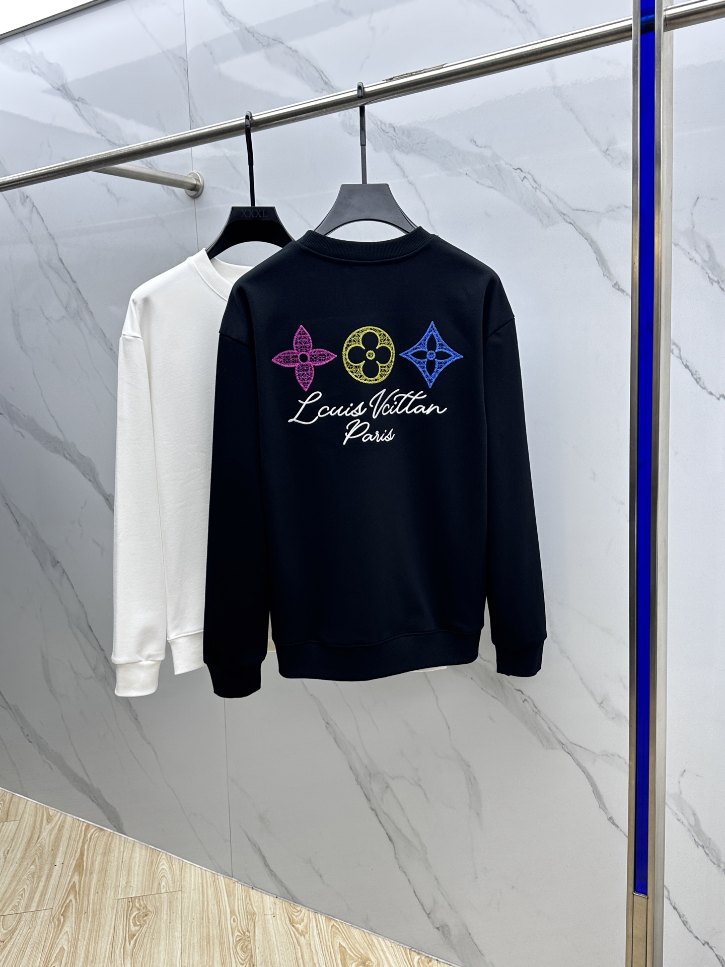 🆕1V*路易威登 2025Ss秋冬新款卫衣，精美工艺圆领款，特制纯棉400克面料升级水洗大毛圈、柔软贴身