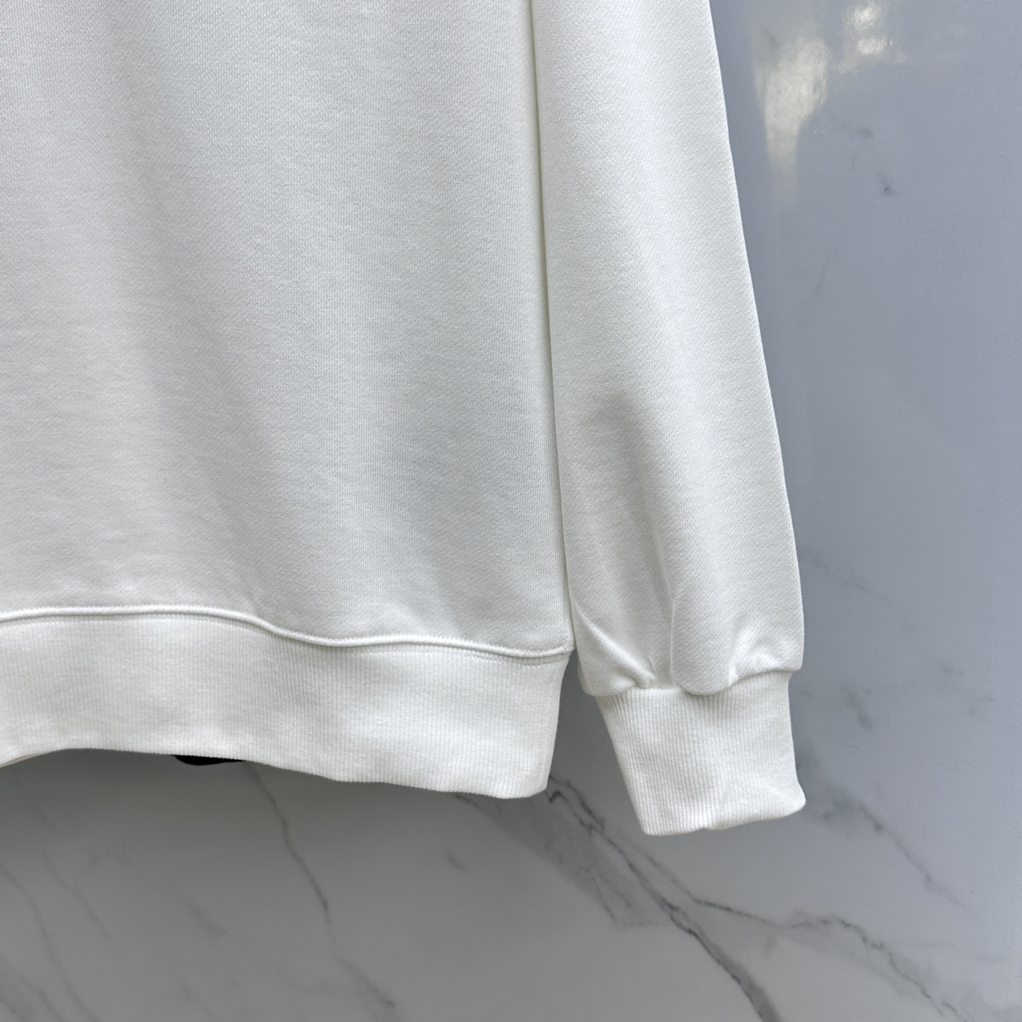 🆕Prada普拉达 2025Ss秋冬新款卫衣，精美工艺圆领款，特制纯棉400克面料升级水洗大毛圈、柔软贴