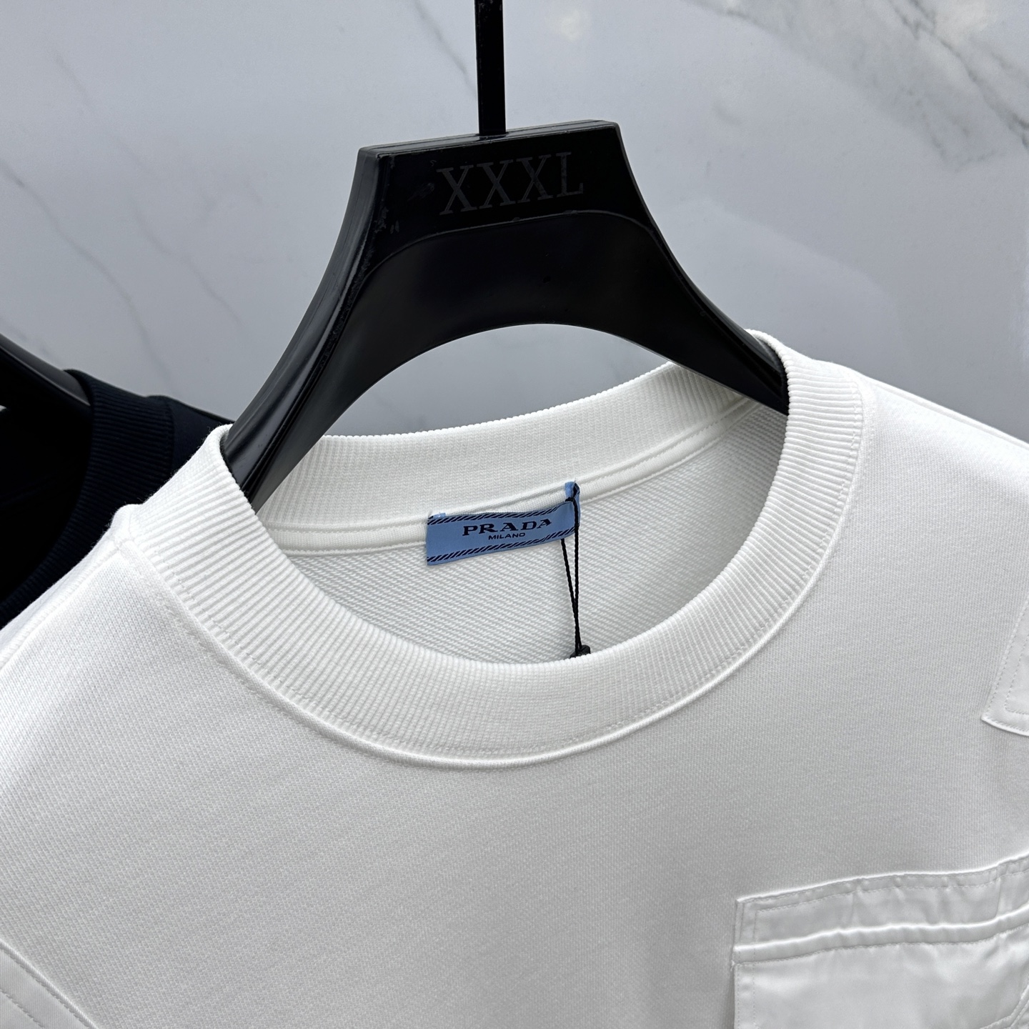 🆕Prada普拉达 2025Ss秋冬新款卫衣，精美工艺圆领款，特制纯棉400克面料升级水洗大毛圈、柔软贴