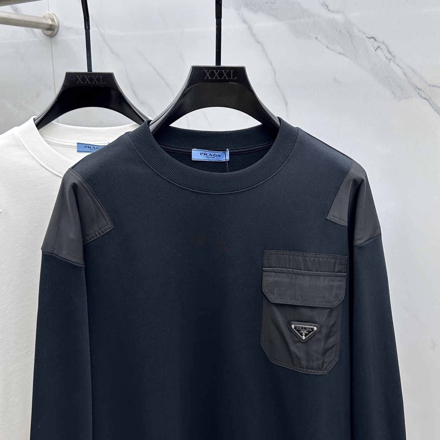 🆕Prada普拉达 2025Ss秋冬新款卫衣，精美工艺圆领款，特制纯棉400克面料升级水洗大毛圈、柔软贴
