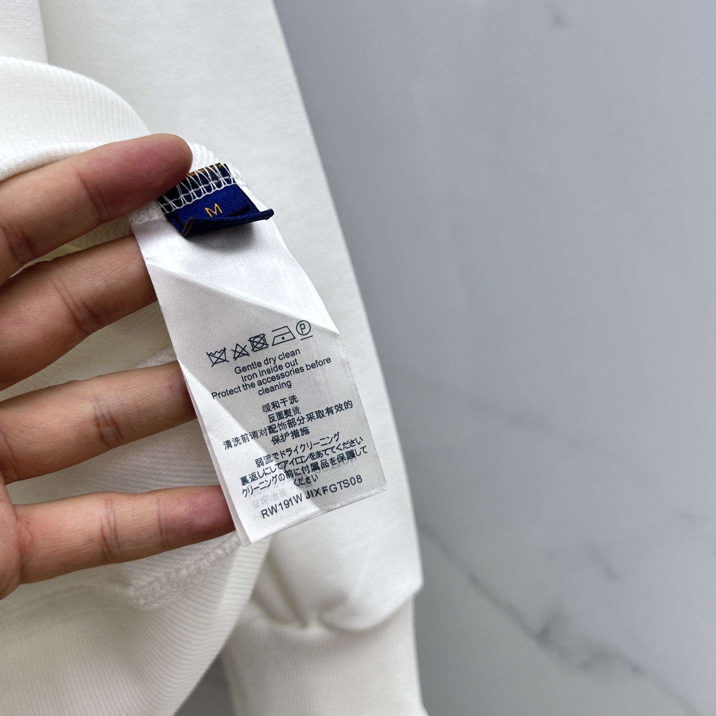 🆕1V*路易威登 2025Ss秋冬新款卫衣，精美工艺圆领款，特制纯棉400克面料升级水洗大毛圈、柔软贴身