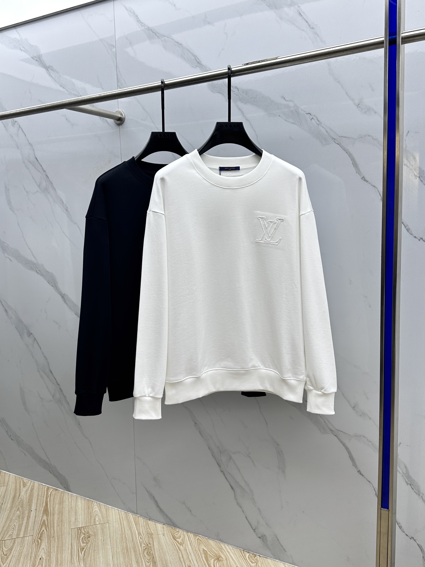 🆕1V*路易威登 2025Ss秋冬新款卫衣，精美工艺圆领款，特制纯棉400克面料升级水洗大毛圈、柔软贴身