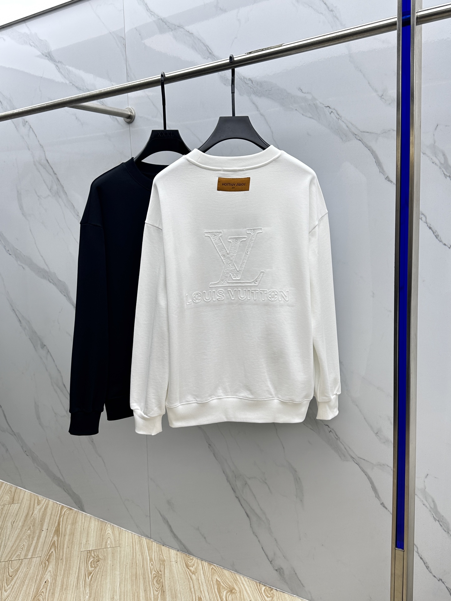 🆕1V*路易威登 2025Ss秋冬新款卫衣，精美工艺圆领款，特制纯棉400克面料升级水洗大毛圈、柔软贴身