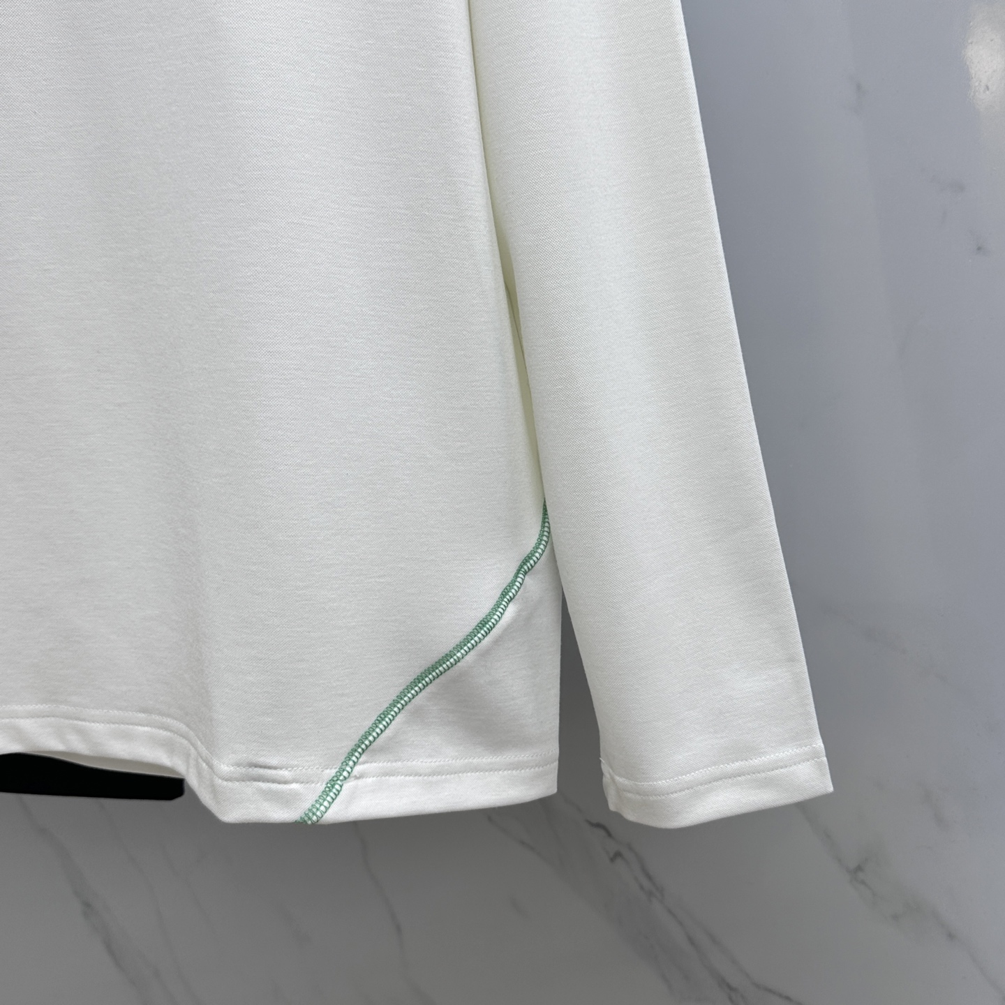 🆕lululemon 2025SS秋季新款男士圆领长袖 T 恤，以当季色调传递典雅韵味，成就日常搭配佳选