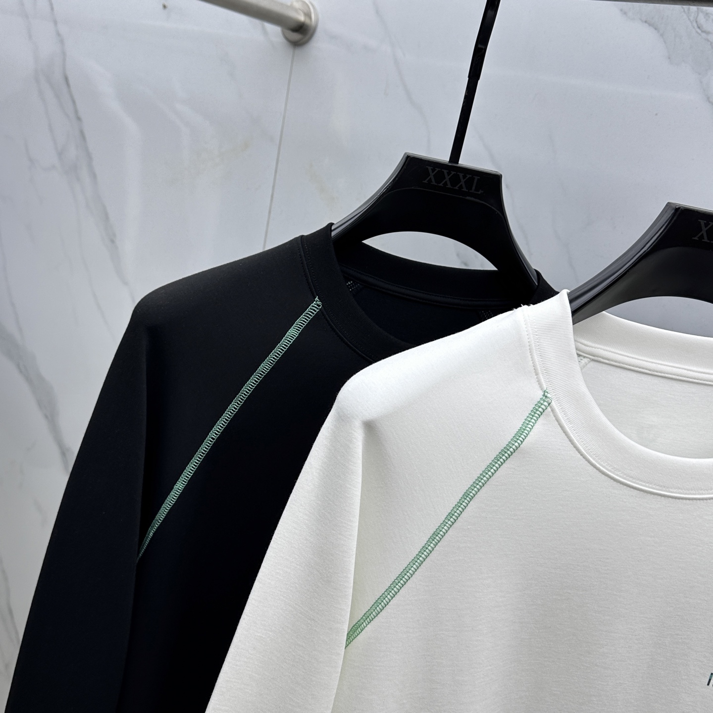 🆕lululemon 2025SS秋季新款男士圆领长袖 T 恤，以当季色调传递典雅韵味，成就日常搭配佳选