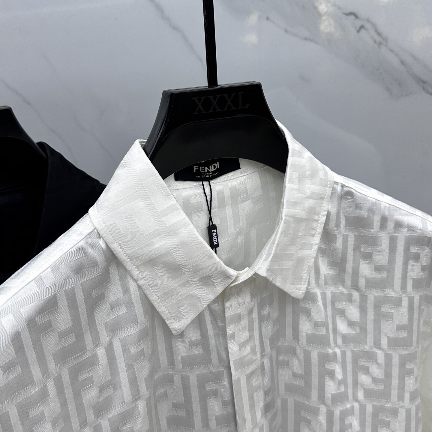 🆕FENDI芬迪 25新款复古翻领提花暗纹衬衣 定制YB进口双F提花面料 整体净色超级高档 舒适垂感有型