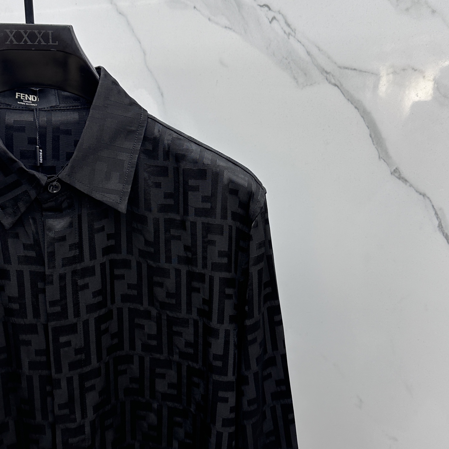 🆕FENDI芬迪 25新款复古翻领提花暗纹衬衣 定制YB进口双F提花面料 整体净色超级高档 舒适垂感有型