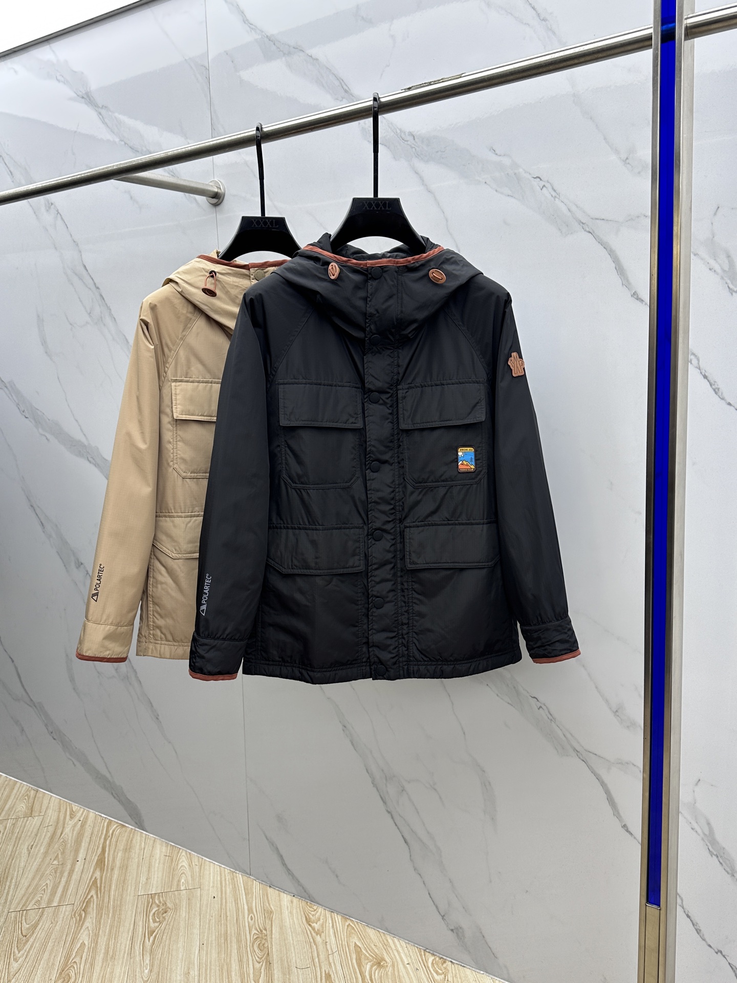 NO:568050,Moncler 2025ss early autumn new hooded quilted jacket, autumn and winter latest aerospace pilot inner cotton jacket, perfect [strong] perfect [strong] perfect [strong], the fabric is very comfortable, the classic exclusive stamp metal matching and decoration technology is superb, the texture of the upper body is invincible, the same style for men and women, AL code number 1.2.3.4.5,,Moncler,jackets & coats,jackets & coats,hats,alexander wang19860909Moncler蒙口 2025ss早秋新品连帽夹棉夹克外套、秋冬最新款宇航飞行员内胆棉衣,完美[强]完美[强]完美[强],面料非常舒适,经典专属章仔金属配比修饰技术精湛,上身质感无敌,男女同款AL 码数1.2.3.4.5,,Moncler,jackets & coats,jackets & coats,hats,alexander wang,Men's clothing